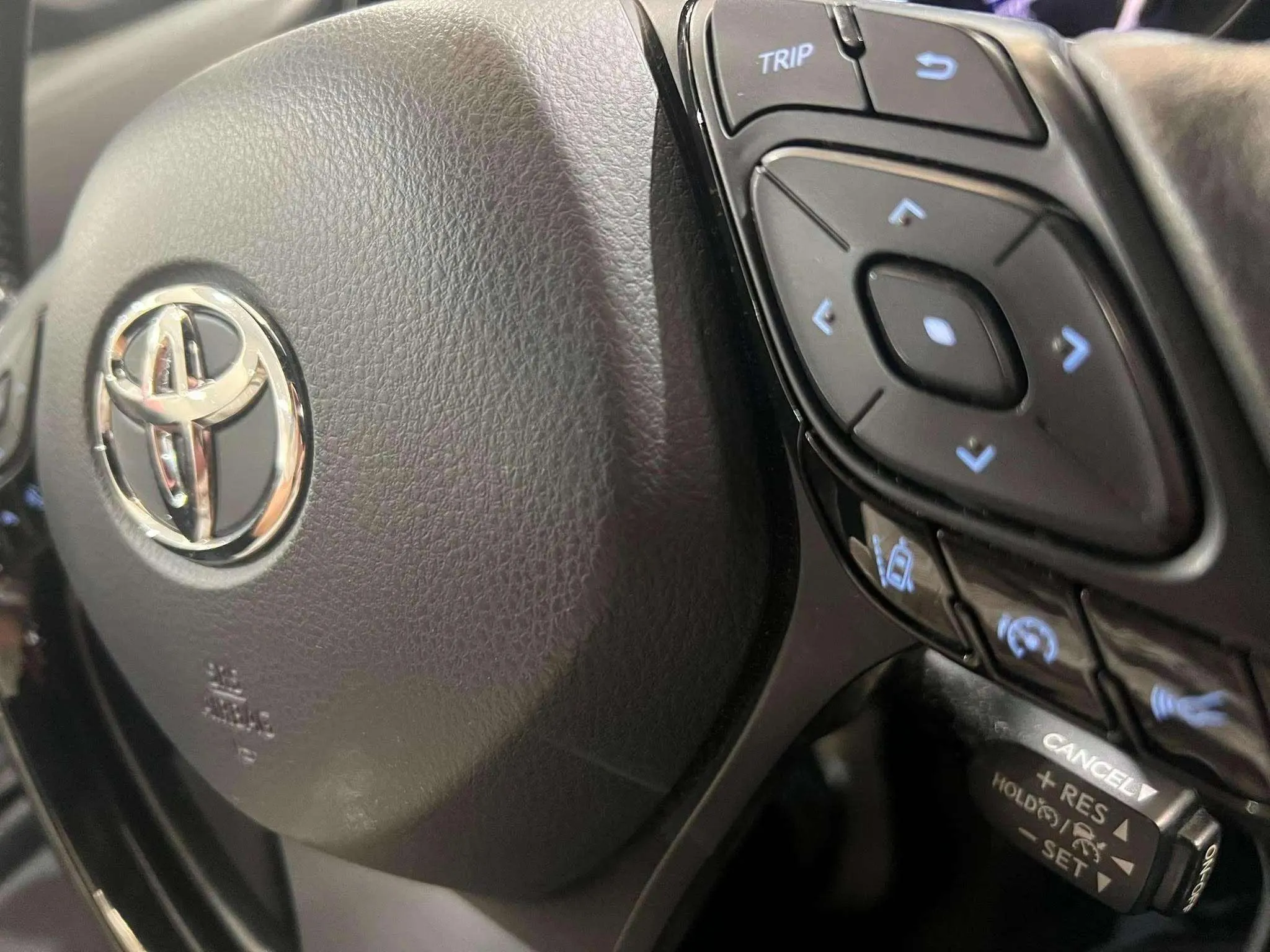 Toyota C-HR 1.8 125H Advance - foto 17
