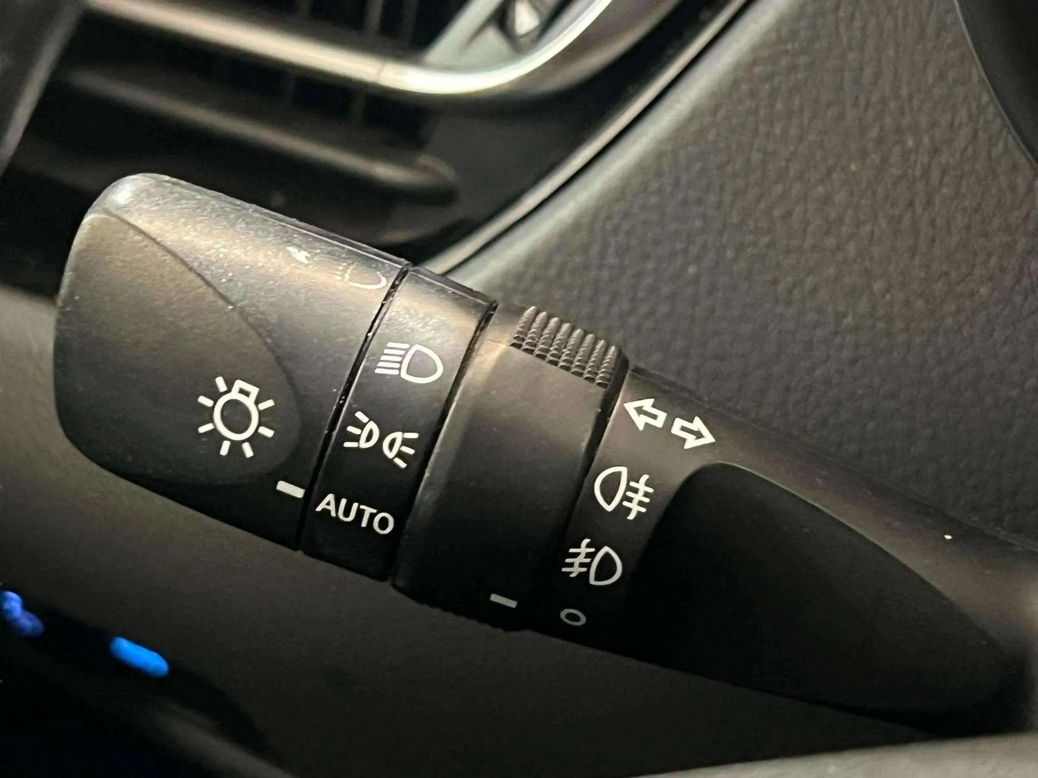 Toyota C-HR 1.8 125H Advance - foto 18