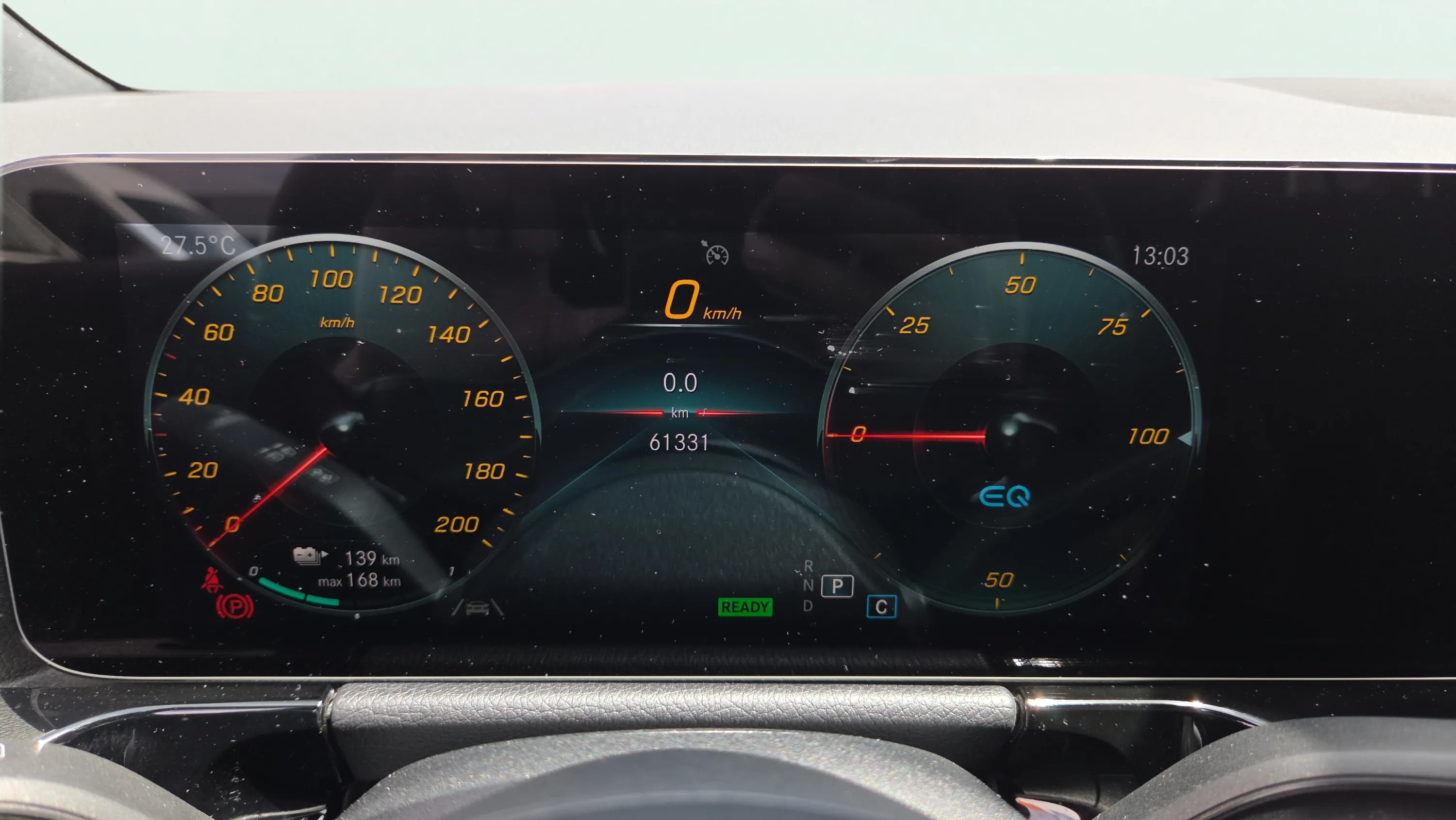 Mercedes-Benz EQA 300 4MATIC - foto 17