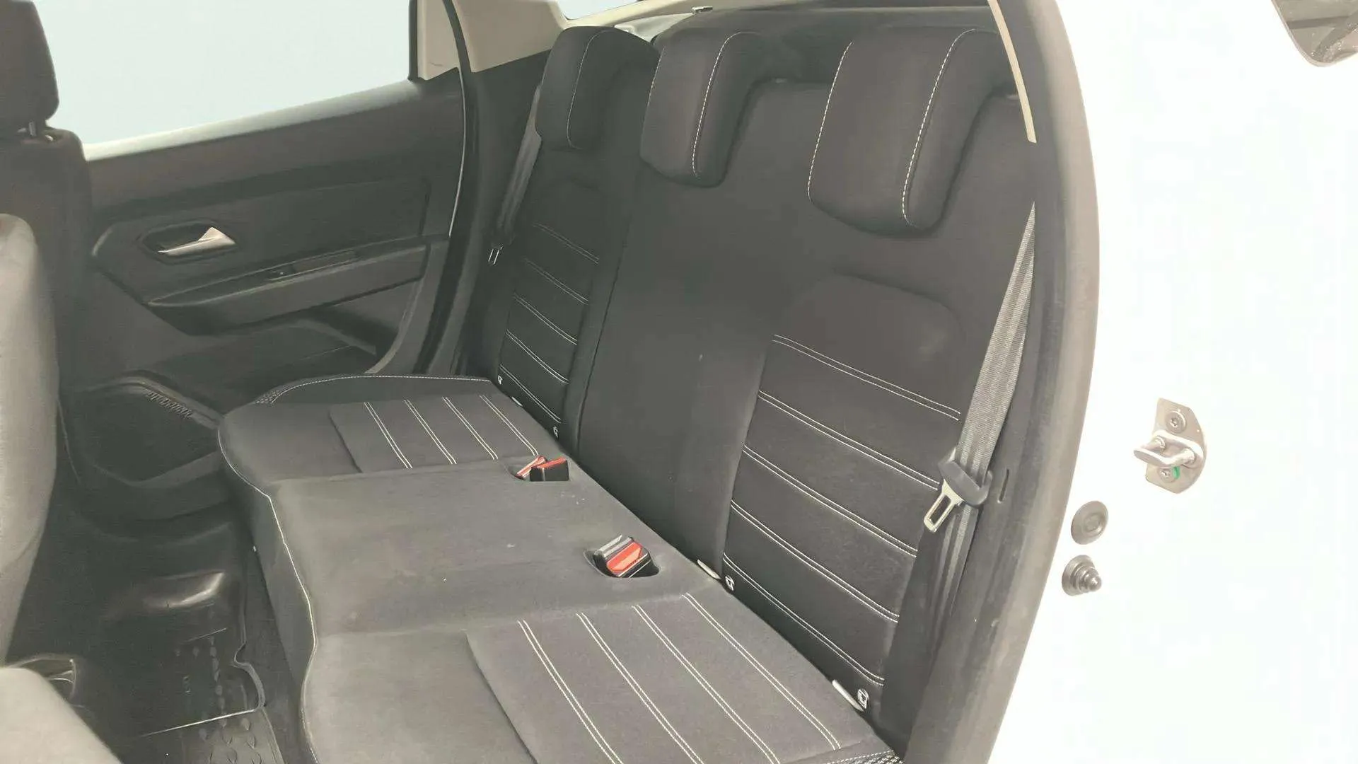 Dacia Duster Prestige TCe 4x2 - foto 13