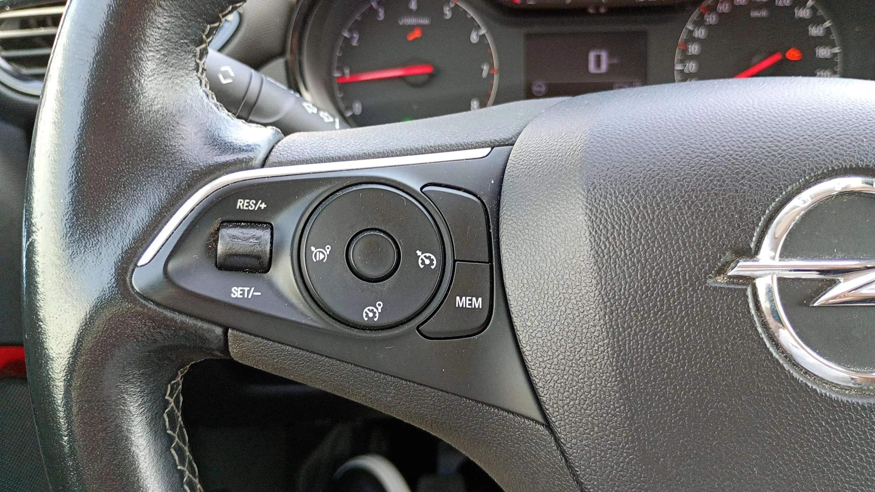 Opel Crossland 1.5D GS Line - foto 16