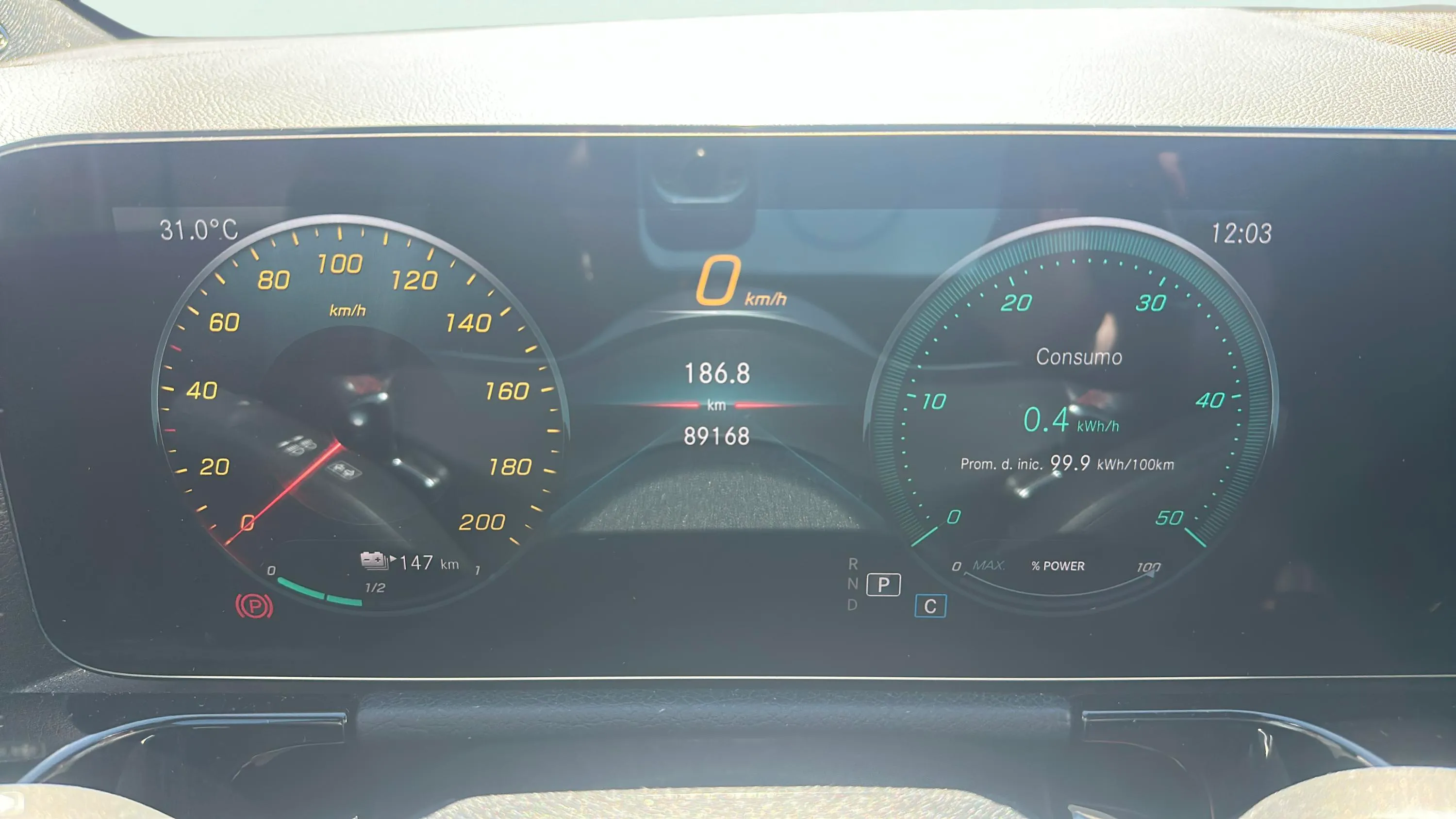 Mercedes-Benz EQA 250 - foto 14