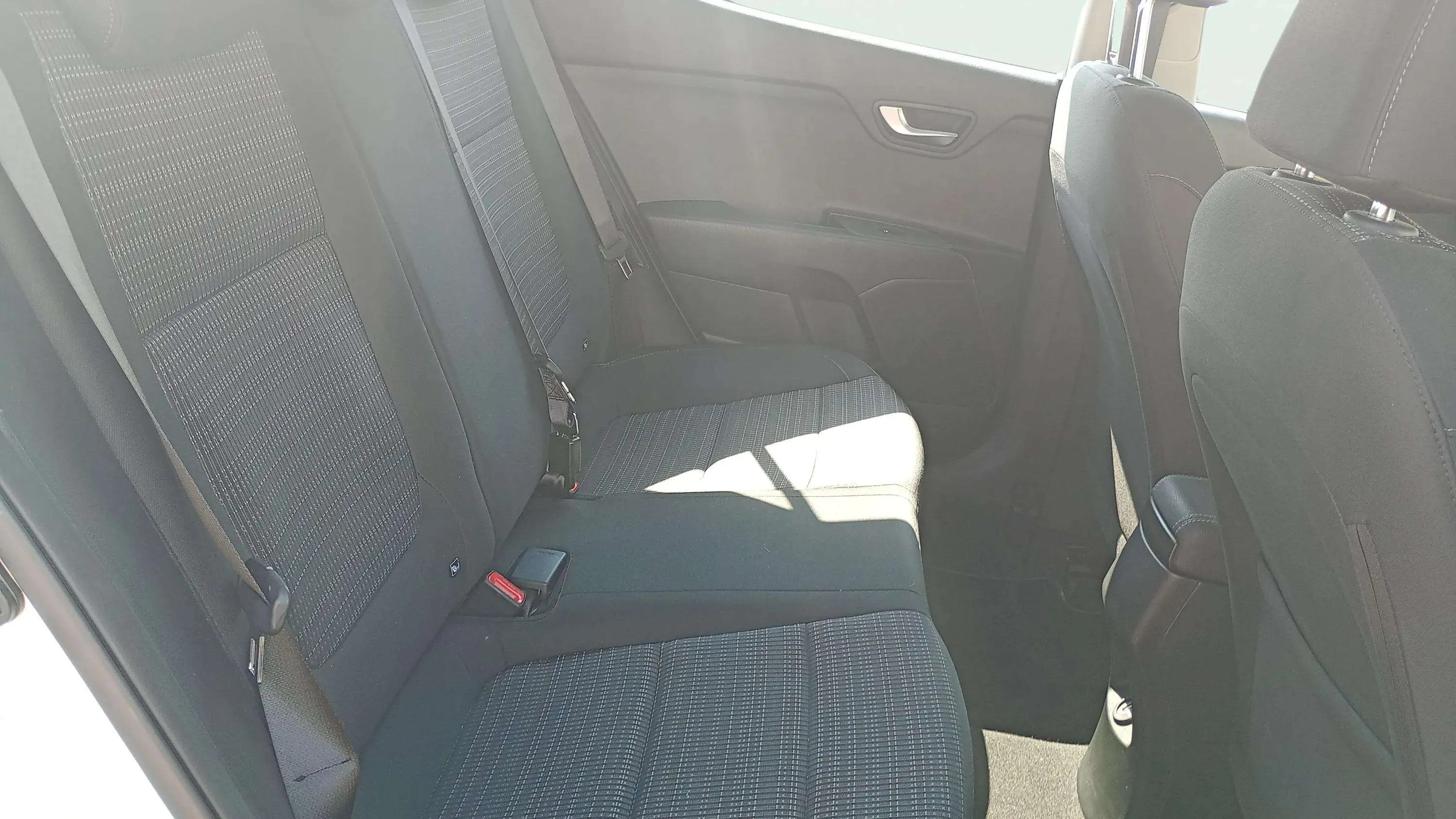 Kia Stonic 1.0 T-GDi MHEV Drive DCT - foto 18