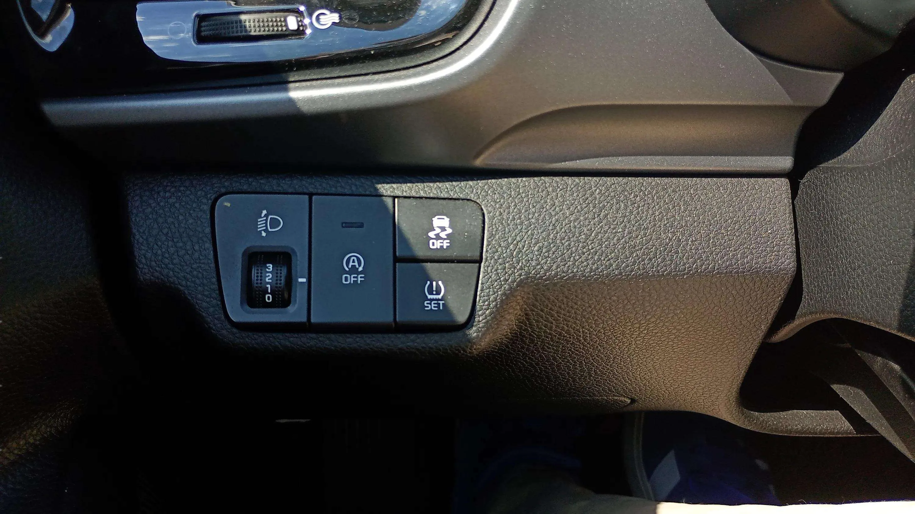 Kia Stonic 1.0 T-GDi MHEV Drive DCT - foto 22
