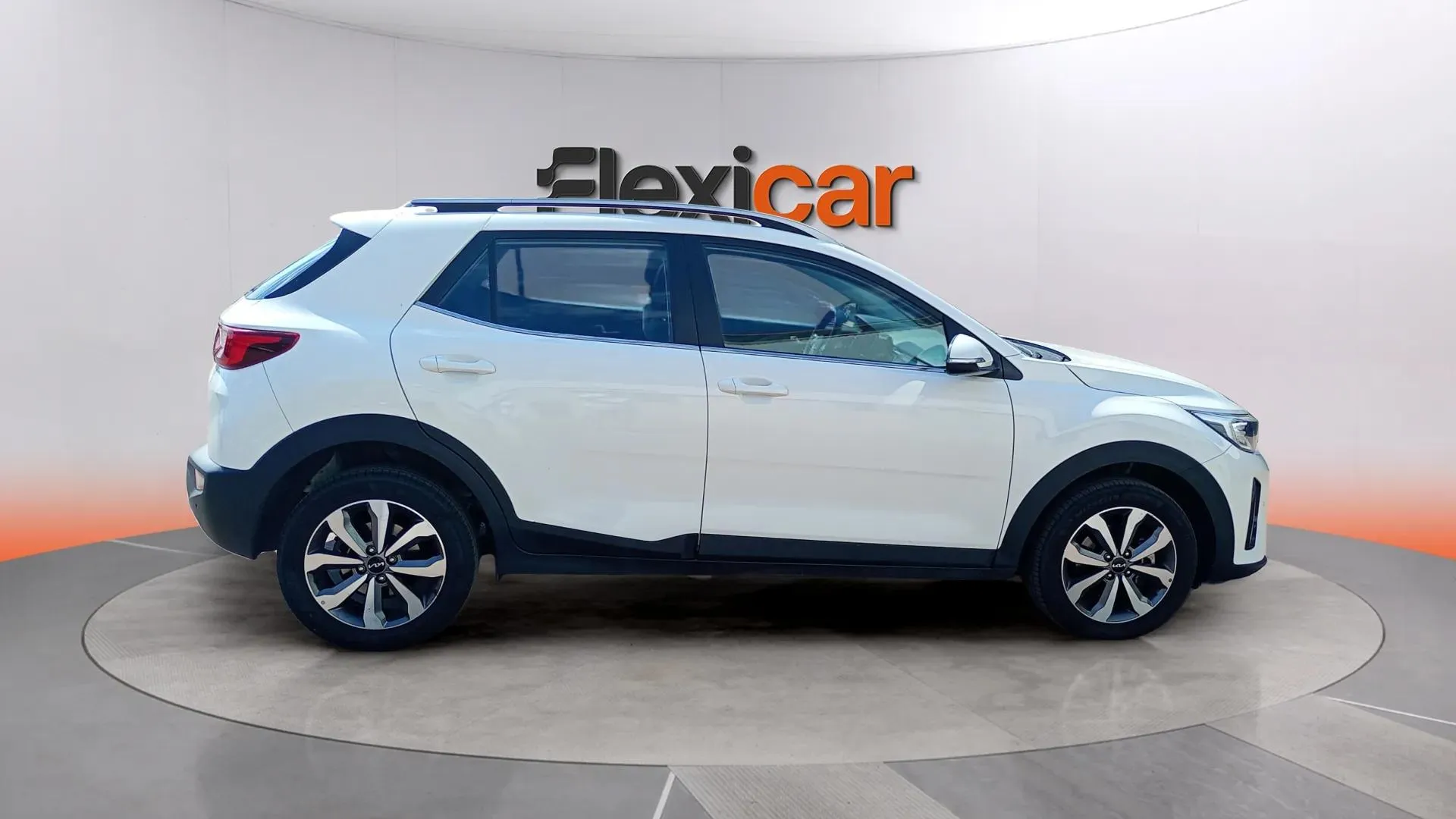 Kia Stonic 1.0 T-GDi MHEV Drive DCT - foto 5