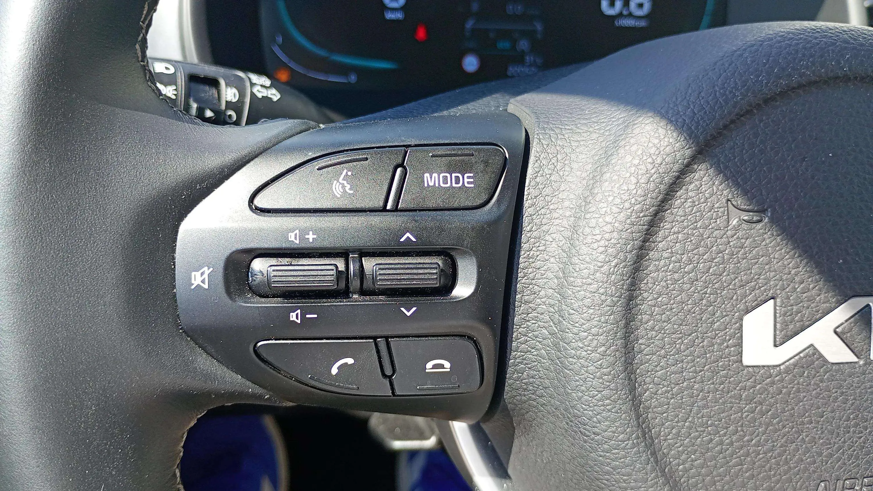 Kia Stonic 1.0 T-GDi MHEV Drive DCT - foto 20