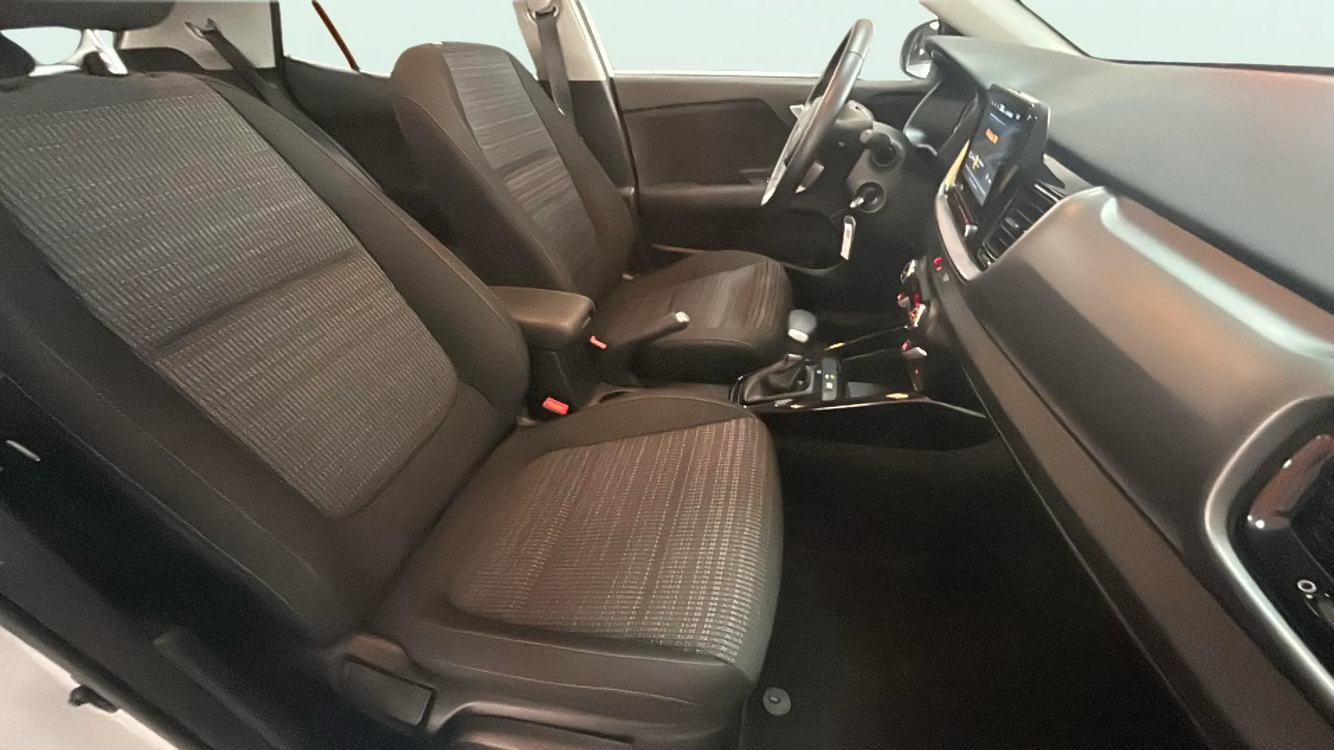 Kia Stonic 1.0 T-GDi MHEV Drive DCT - foto 11
