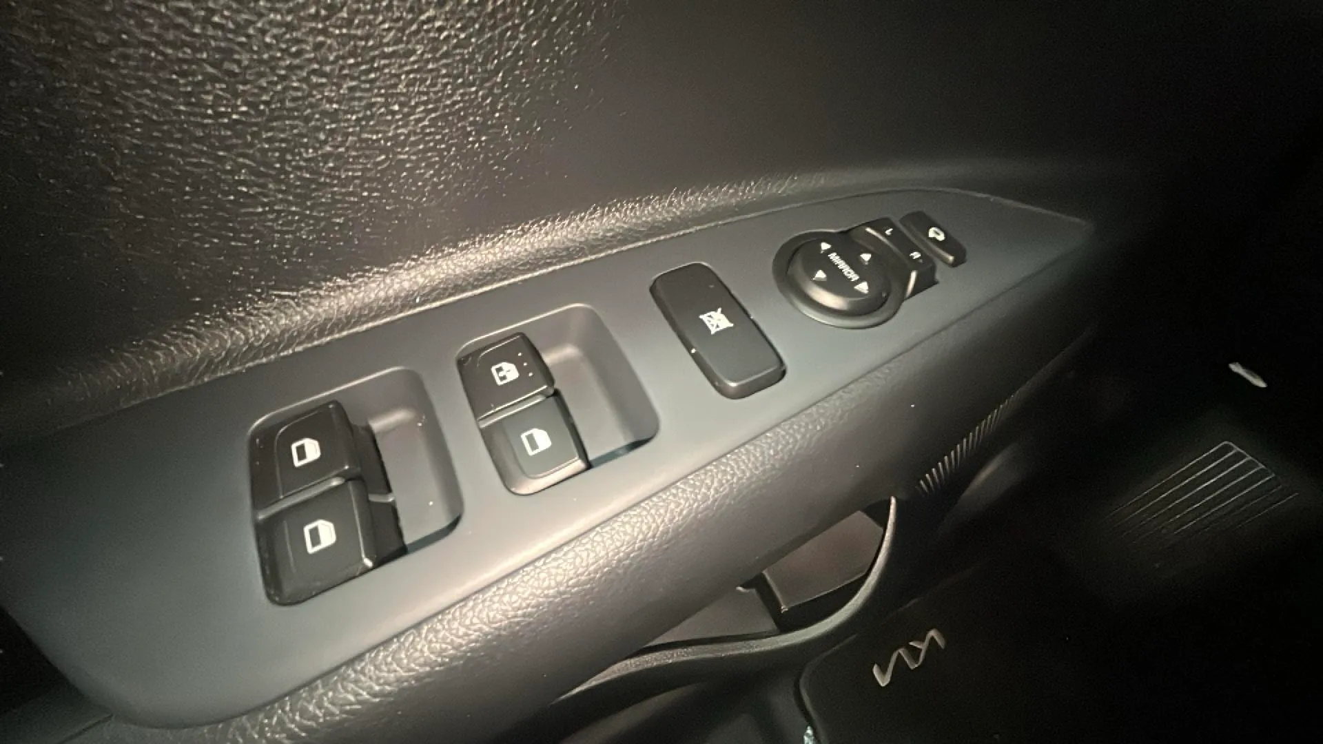Kia Stonic 1.0 T-GDi MHEV Drive DCT - foto 31
