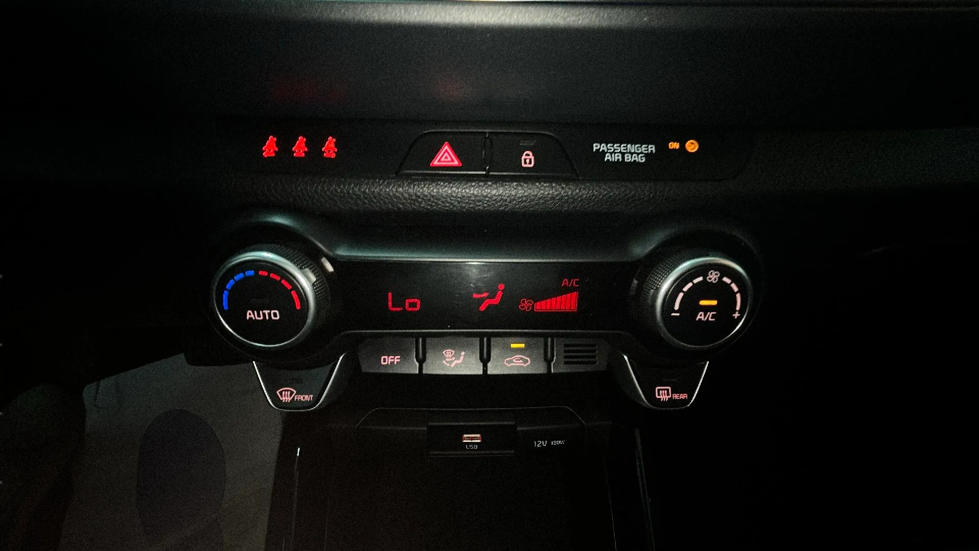 Kia Stonic 1.0 T-GDi MHEV Drive DCT - foto 24