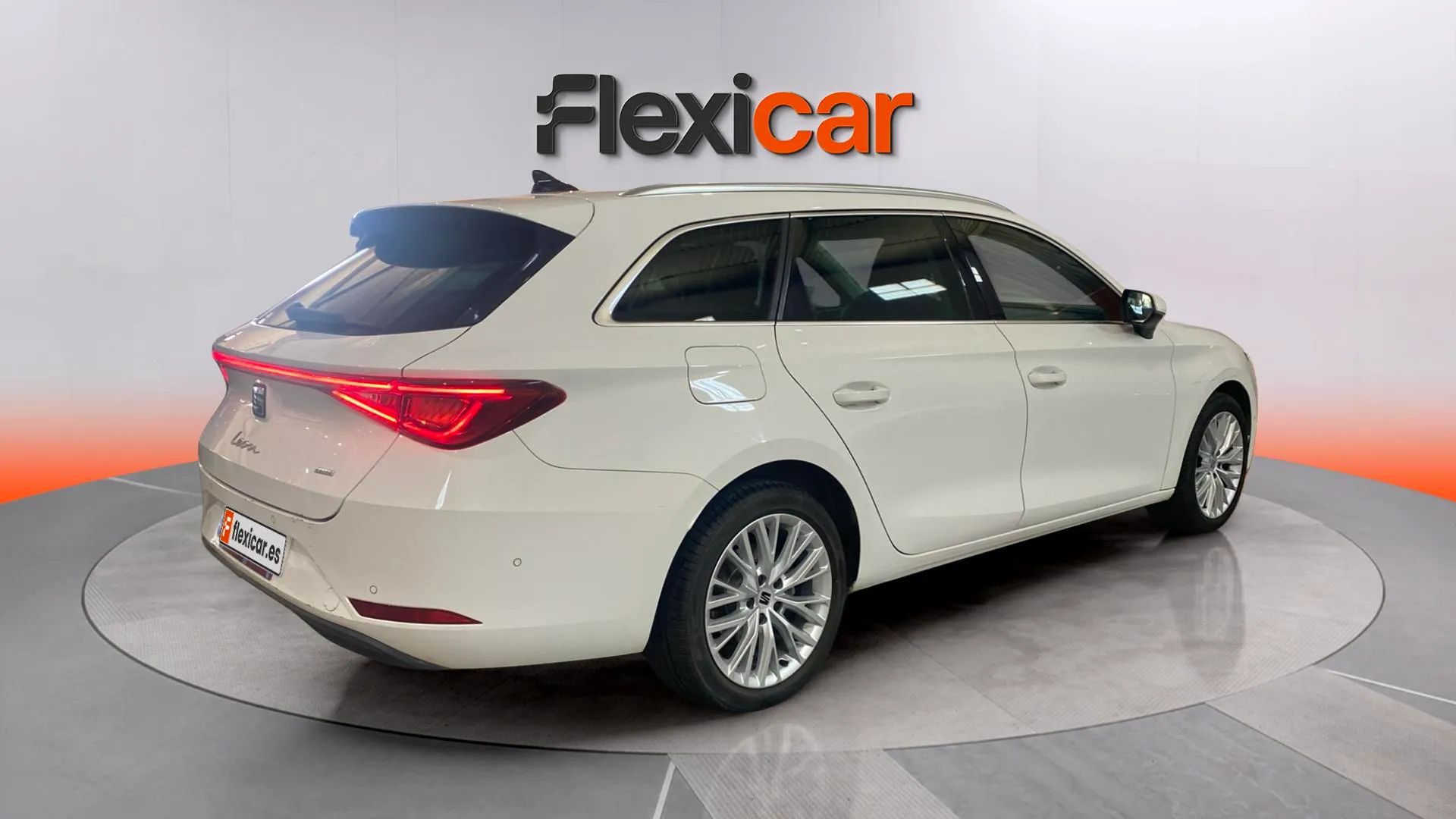SEAT León 1.4 e-Hybrid DSG-6 Xcellence Go L - foto 6
