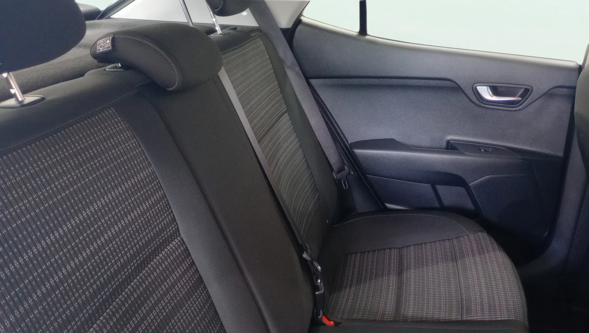 Kia Stonic 1.0 T-GDi MHEV Drive DCT - foto 9