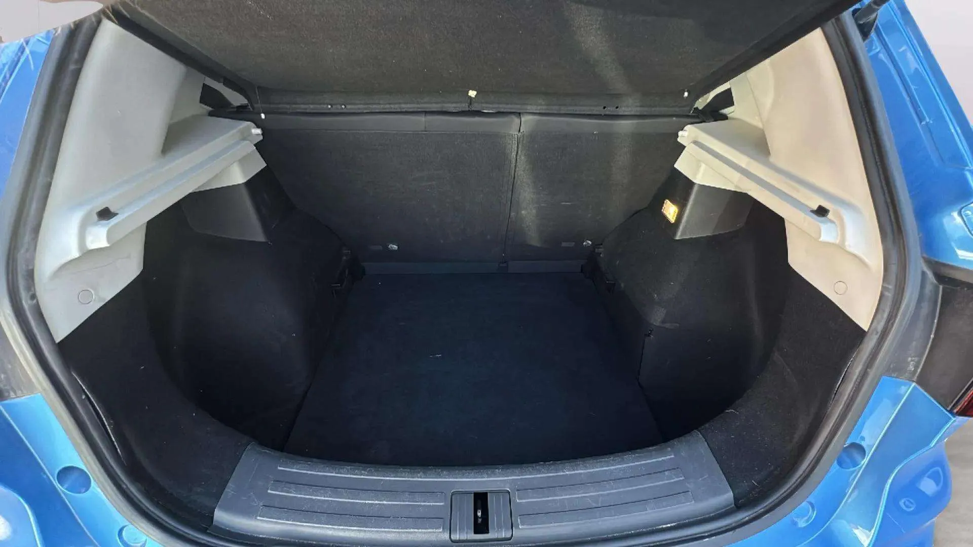 MG ZS 1.0T Luxury - foto 16