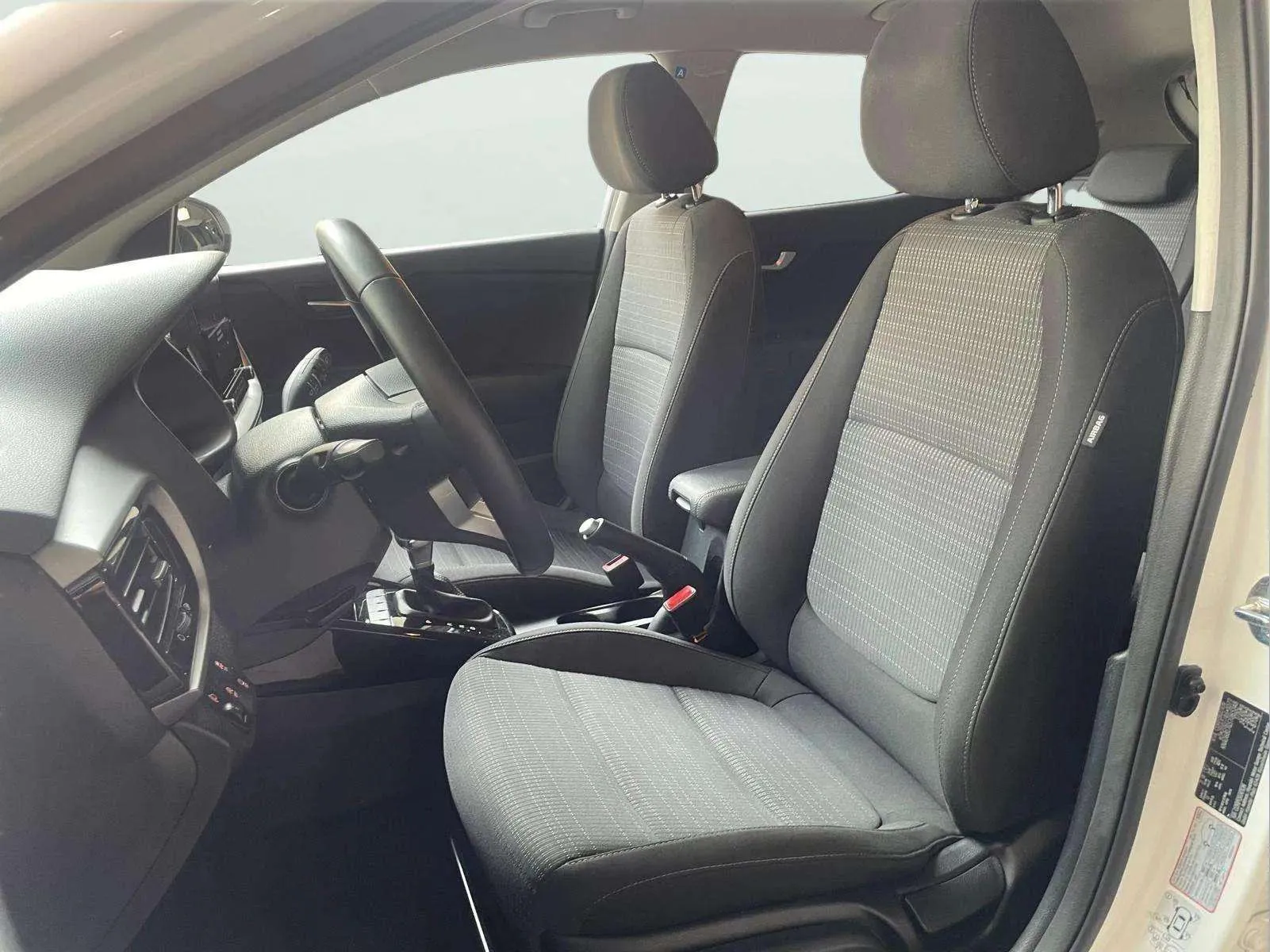 Kia Stonic 1.0 T-GDi MHEV Drive DCT - foto 8