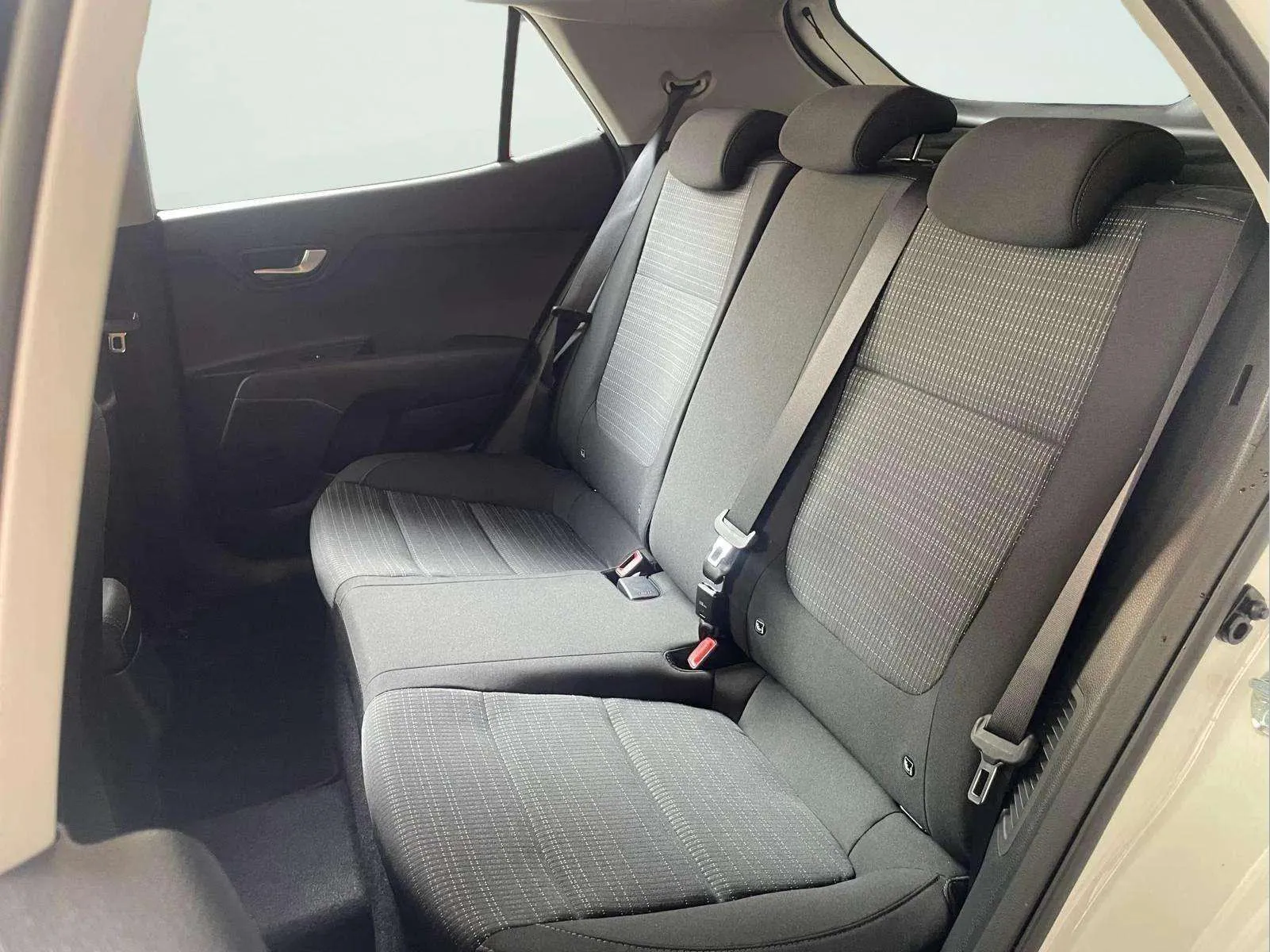 Kia Stonic 1.0 T-GDi MHEV Drive DCT - foto 7