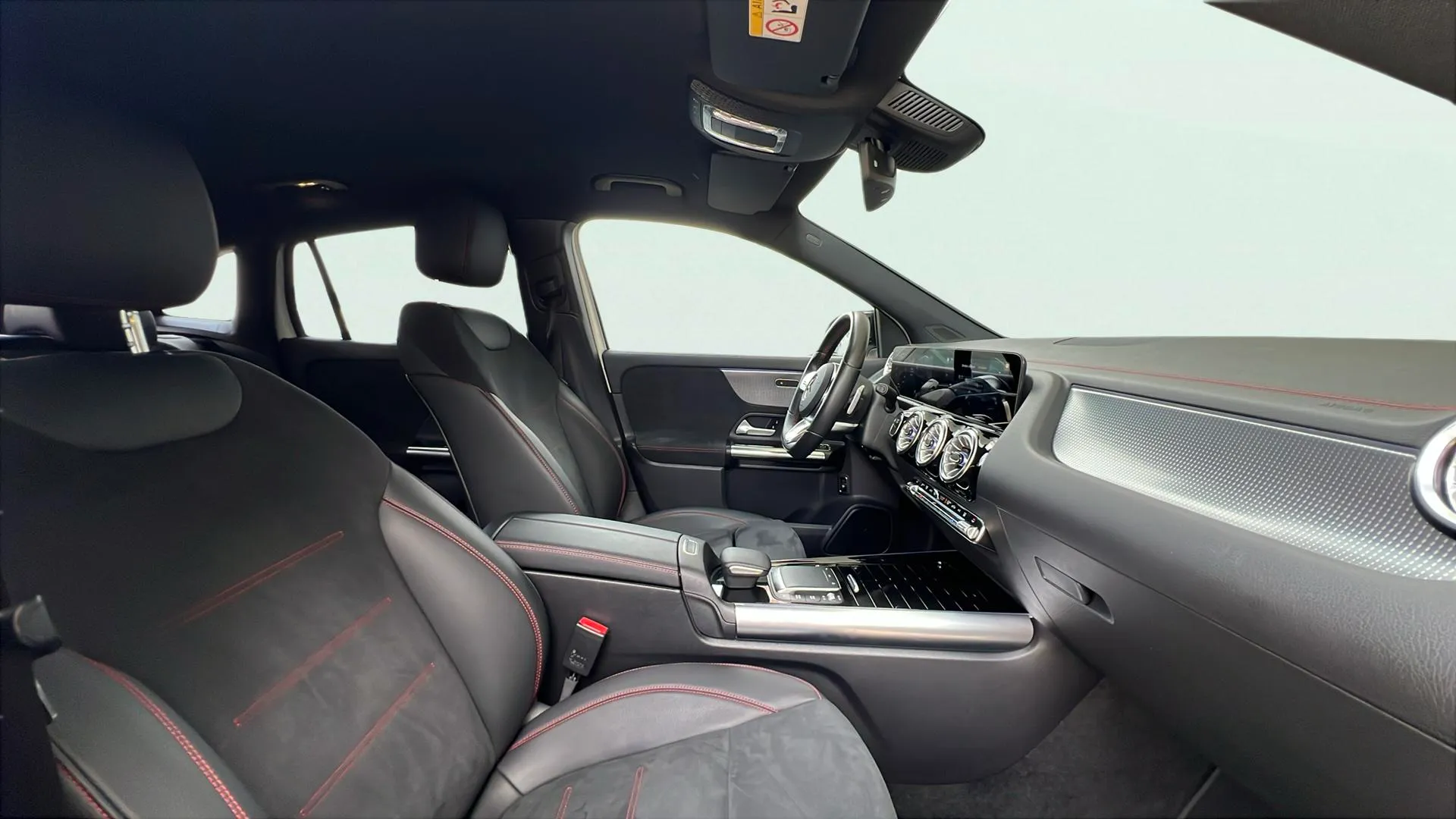 Mercedes-Benz EQA 250 - foto 14