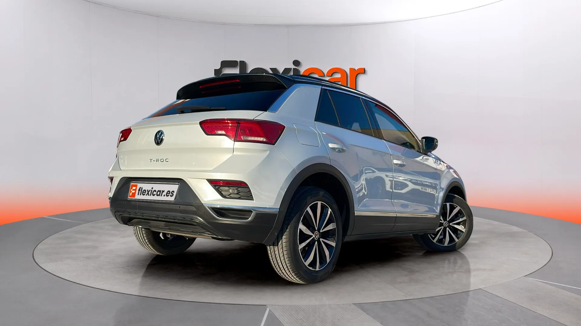 Volkswagen T-Roc Advance R-Line 1.5 TSI DSG - foto 8
