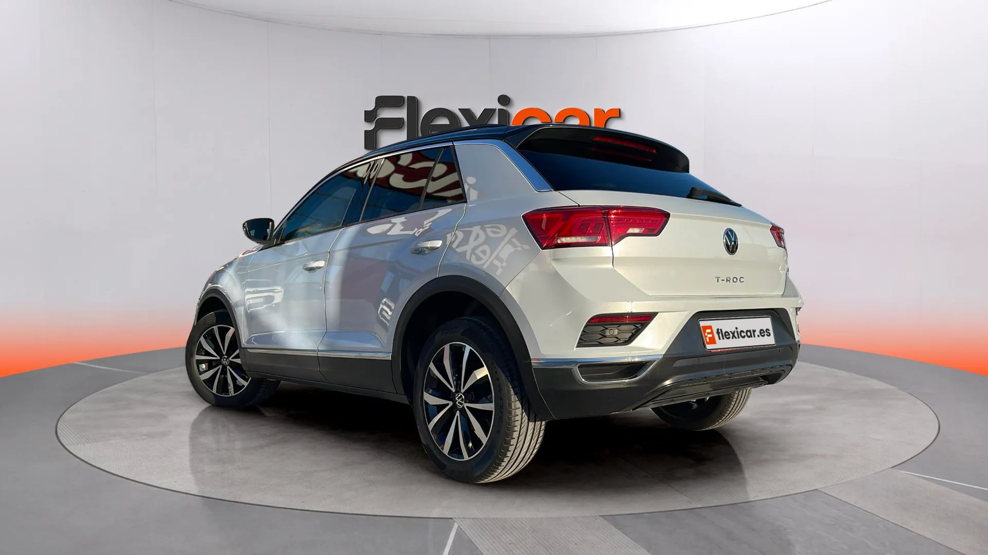Volkswagen T-Roc Advance R-Line 1.5 TSI DSG - foto 6