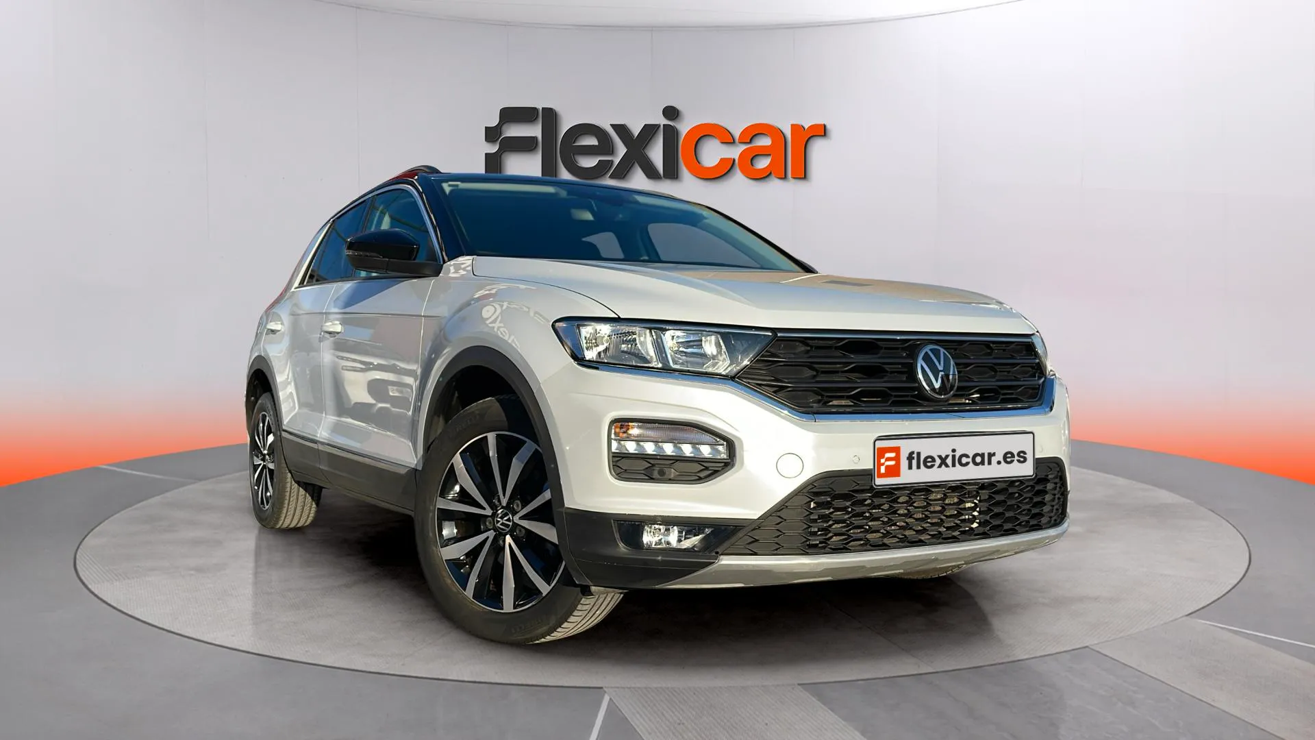 Volkswagen T-Roc Advance R-Line 1.5 TSI DSG - foto 1