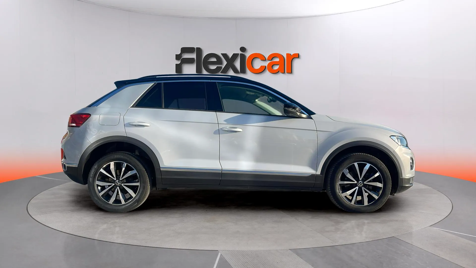 Volkswagen T-Roc Advance R-Line 1.5 TSI DSG - foto 5
