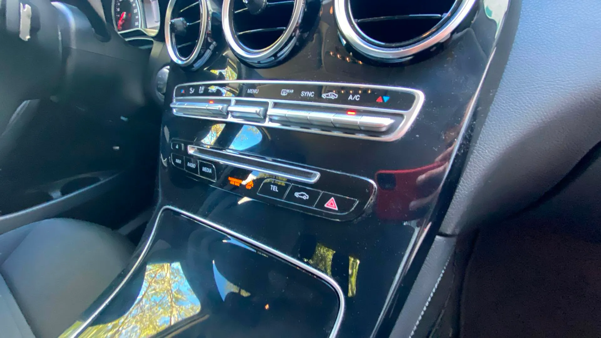 Mercedes-Benz GLC 250 4MATIC - foto 31