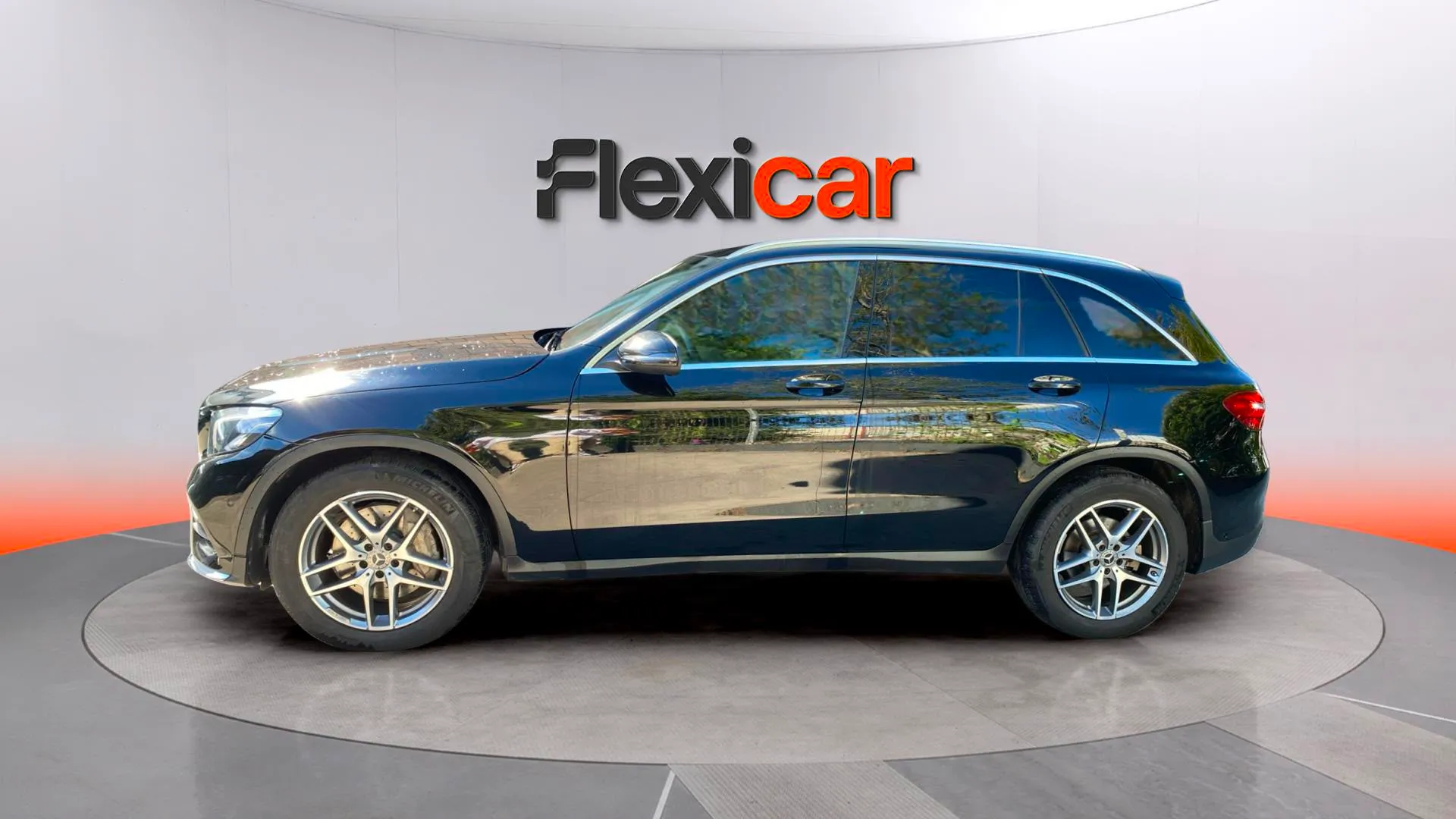 Mercedes-Benz GLC 250 4MATIC - foto 8