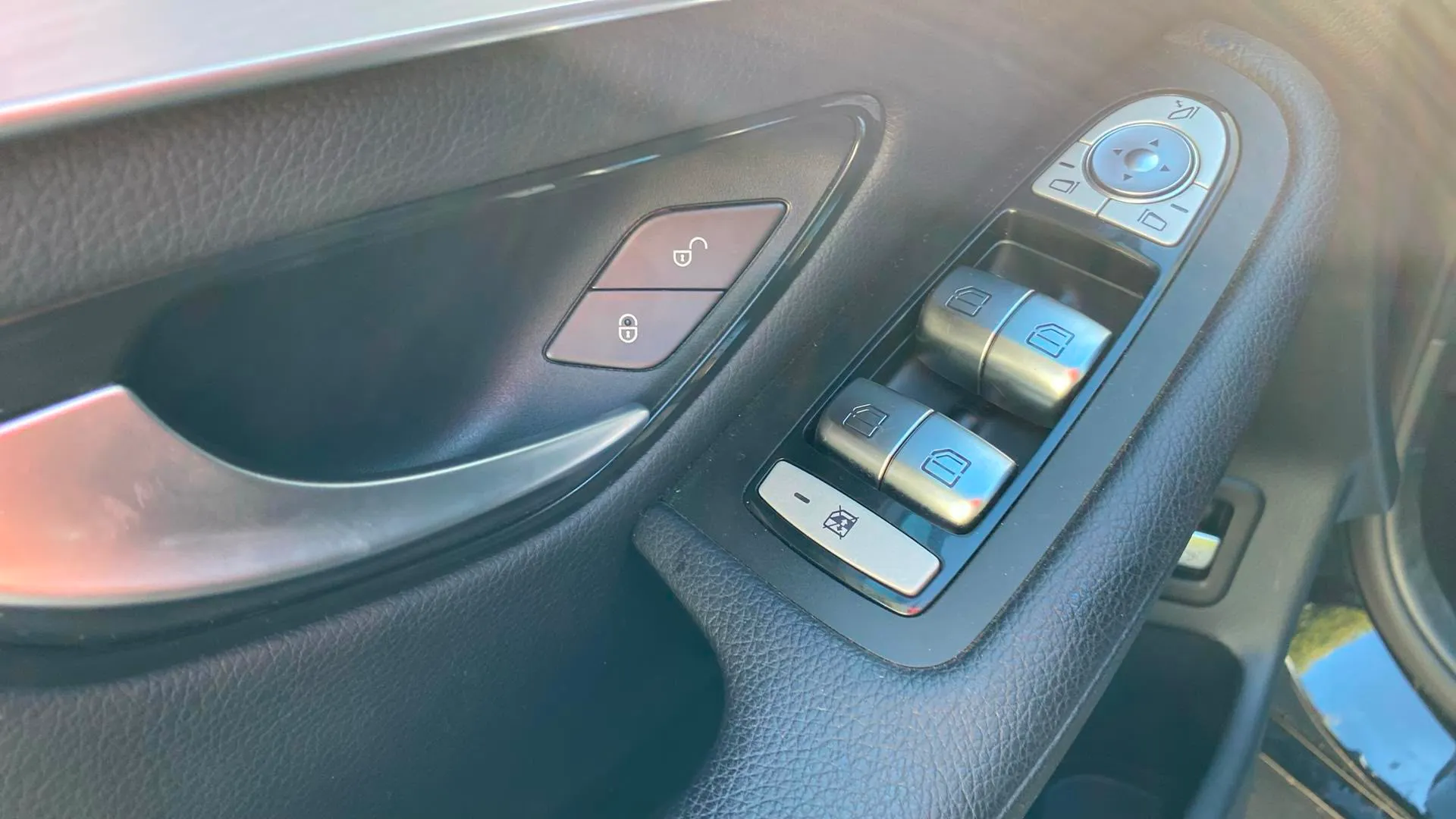 Mercedes-Benz GLC 250 4MATIC - foto 20
