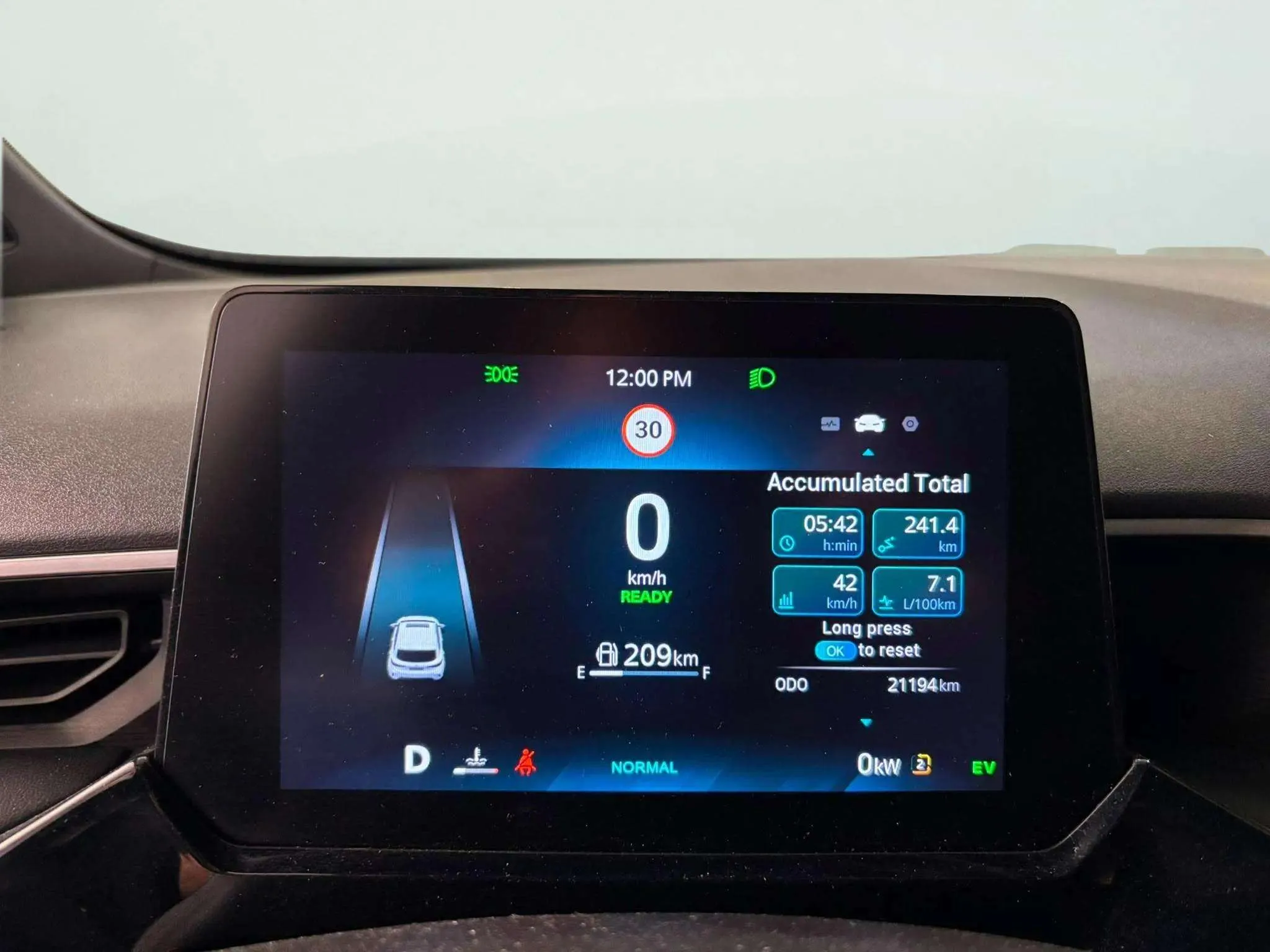 MG MG3 Hybrid+ Luxury - foto 15