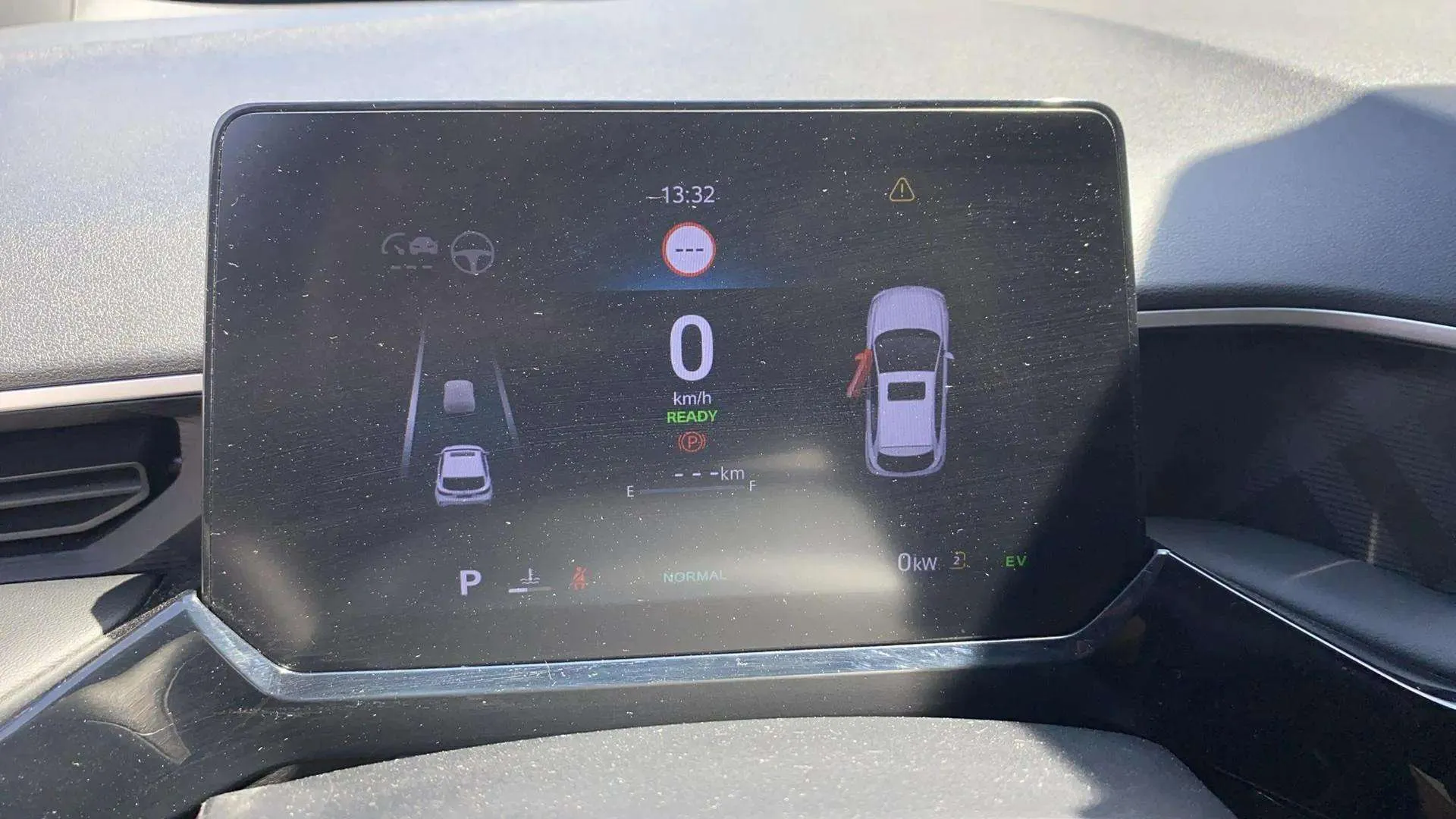 MG MG3 Hybrid+ Luxury - foto 14
