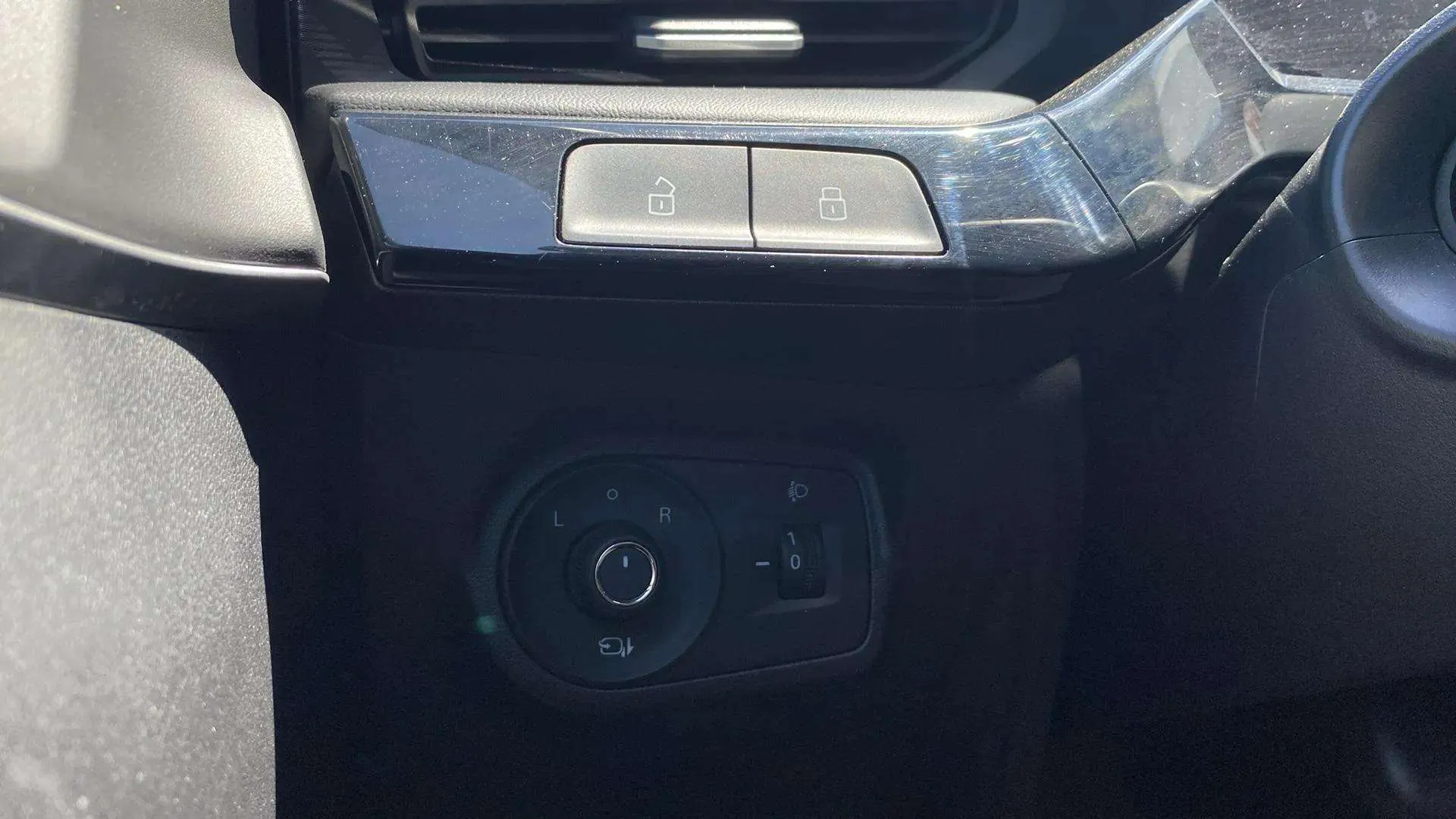 MG MG3 Hybrid+ Luxury - foto 22