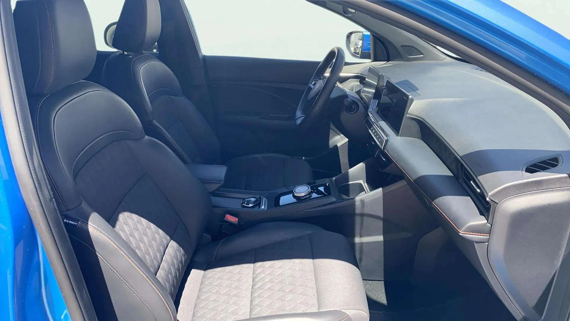 MG MG3 Hybrid+ Luxury - foto 19