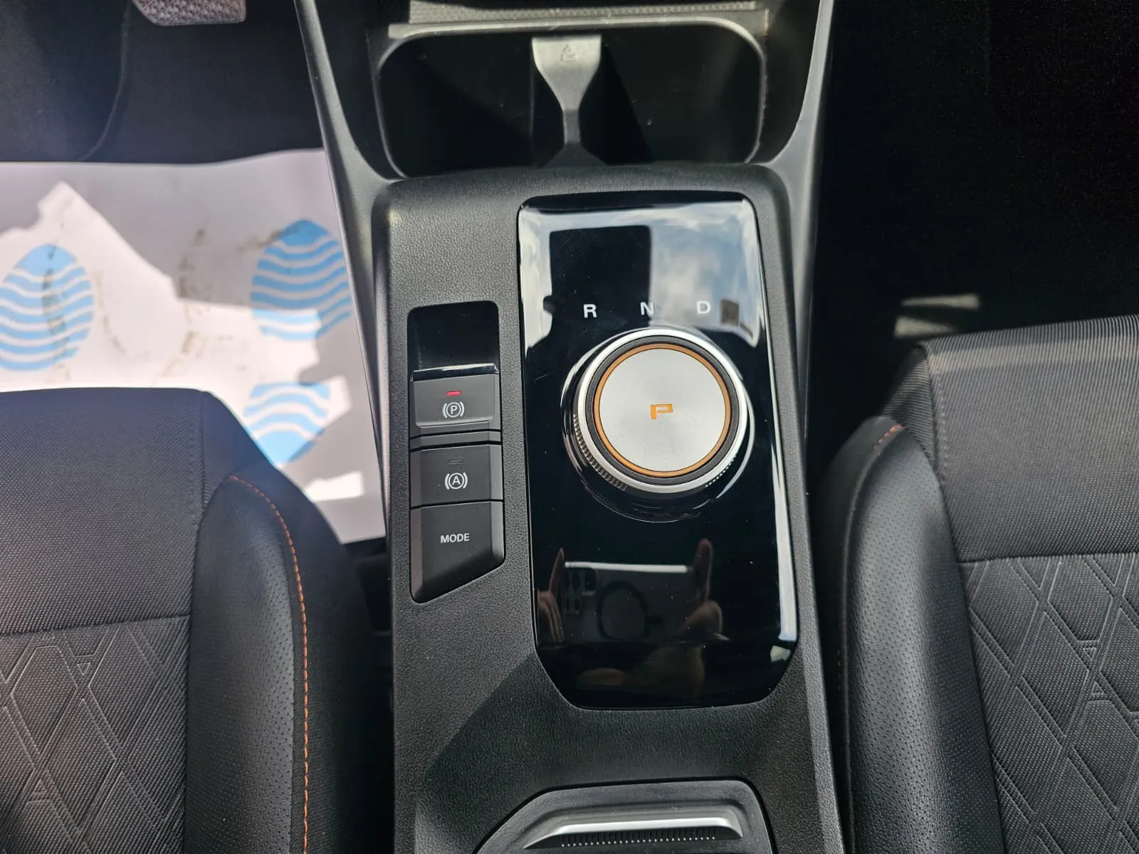 MG MG3 Hybrid+ Luxury - foto 14