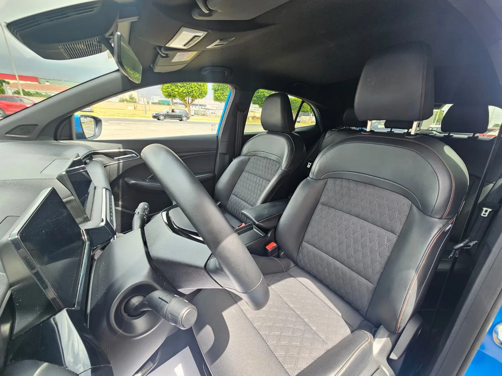 MG MG3 Hybrid+ Luxury - foto 8