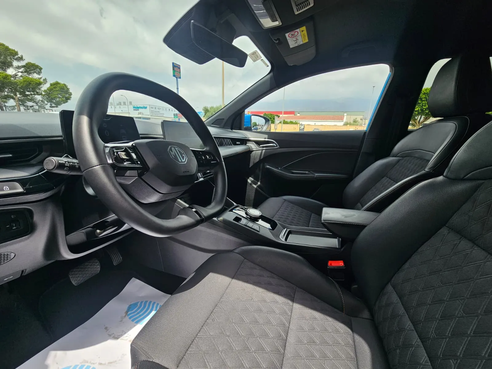 MG MG3 Hybrid+ Luxury - foto 15