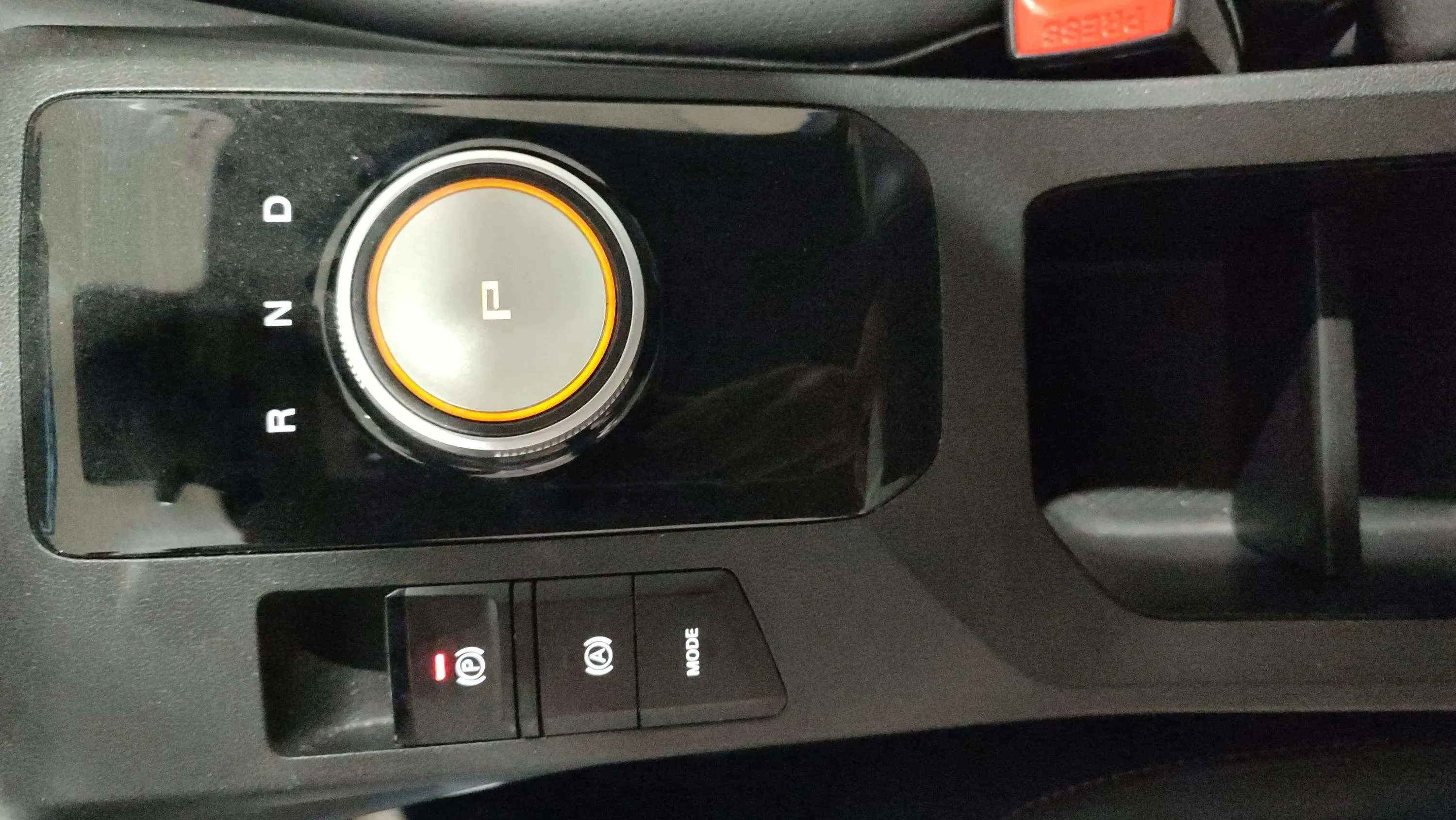MG MG3 Hybrid+ Luxury MY24 - foto 24