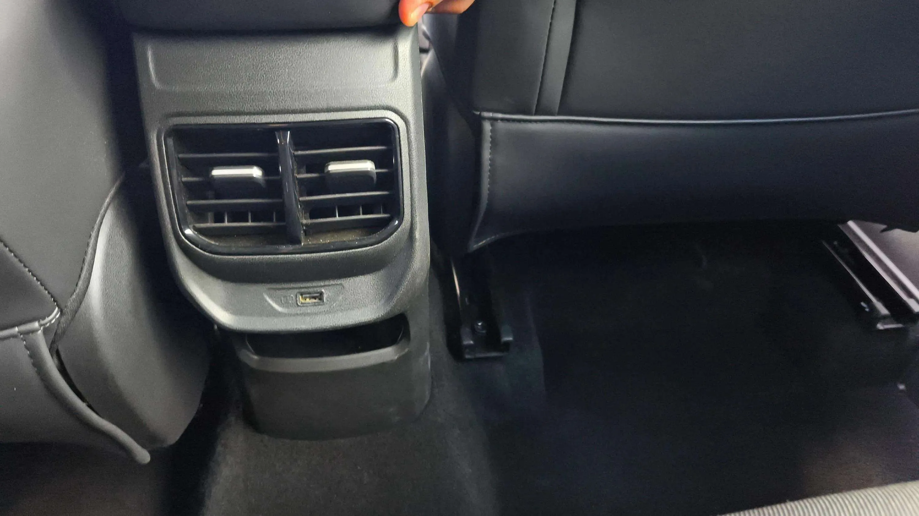 MG MG3 Hybrid+ Luxury - foto 15