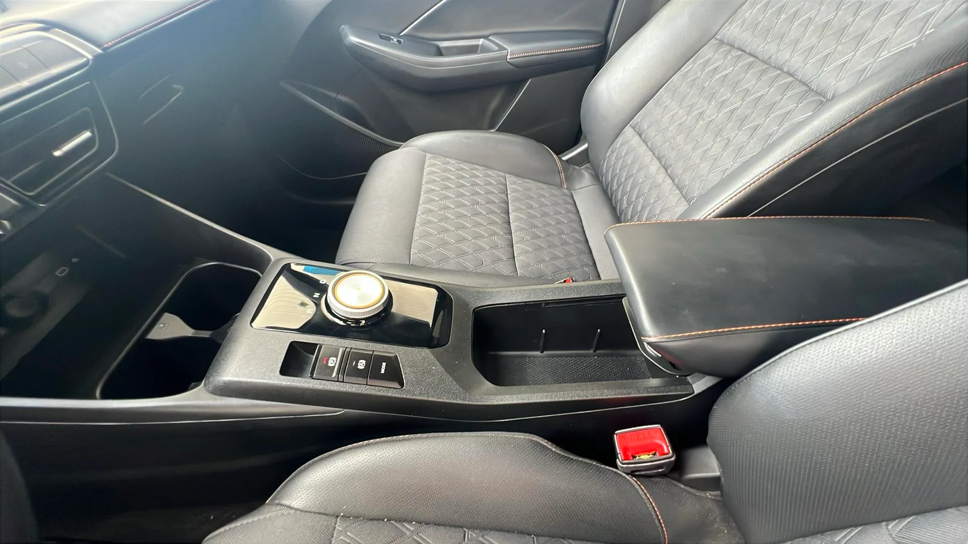 MG MG3 Hybrid+ Luxury - foto 22