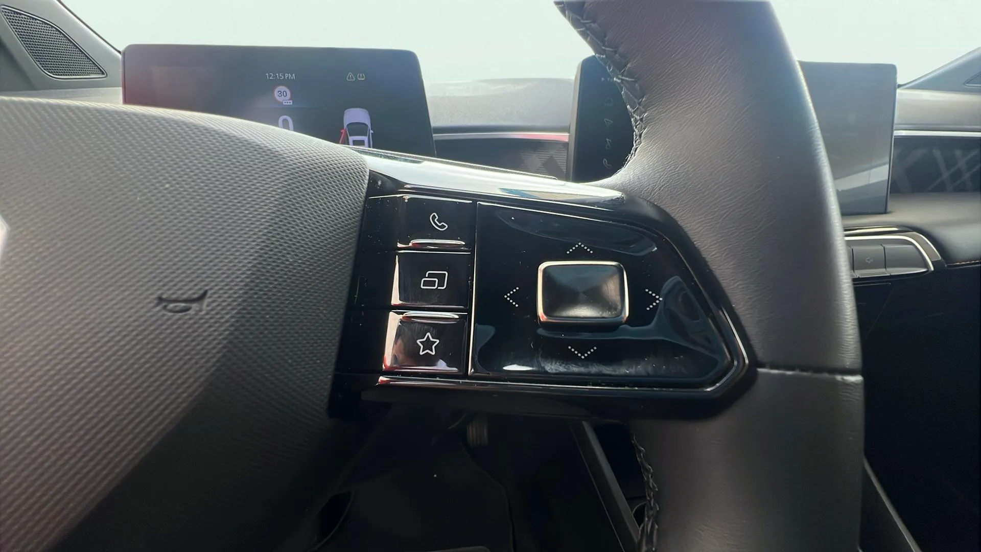 MG MG3 Hybrid+ Luxury - foto 19