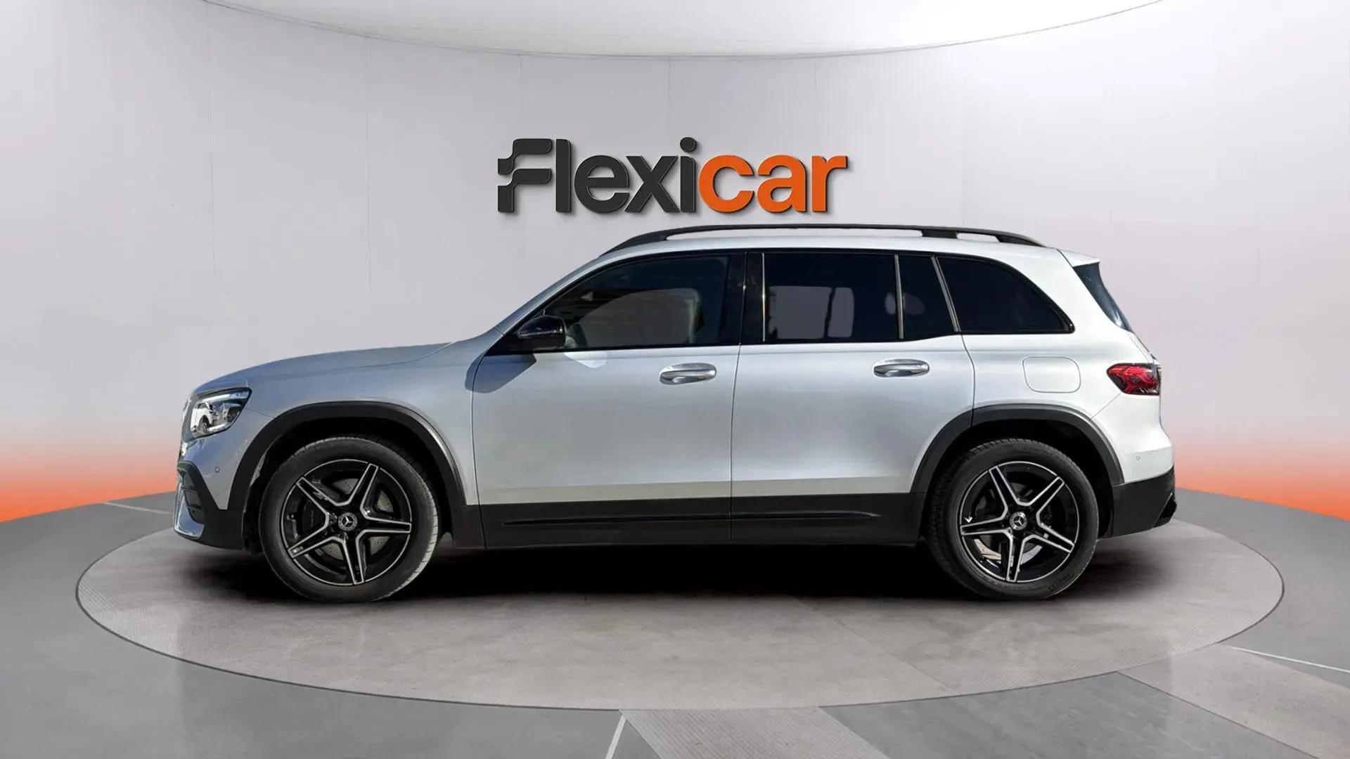 Mercedes-Benz GLB 2.0 GLB 220 D 4MATIC DCT - foto 4
