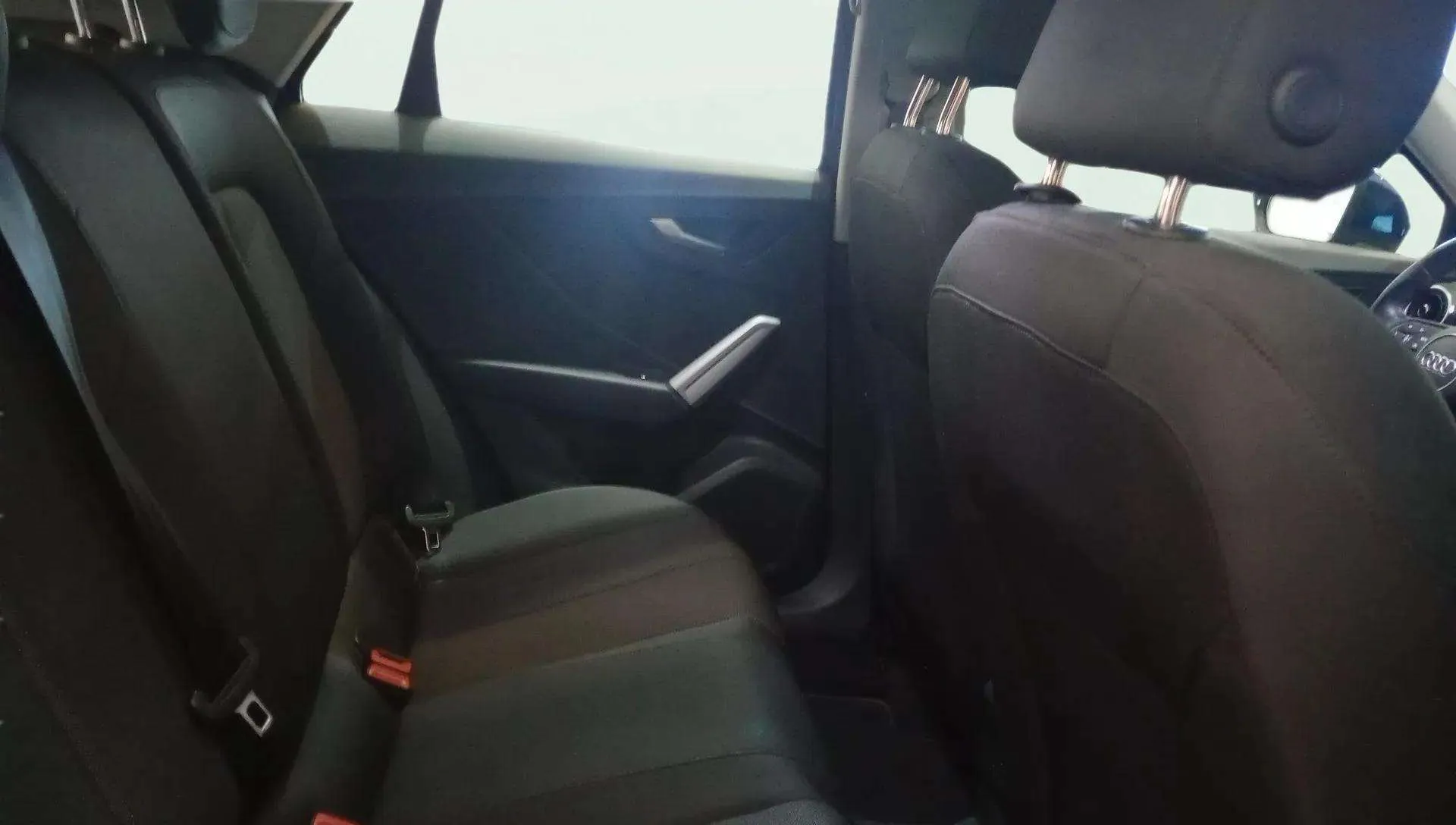 Audi Q2 Advanced 30 TDI S tronic - foto 16
