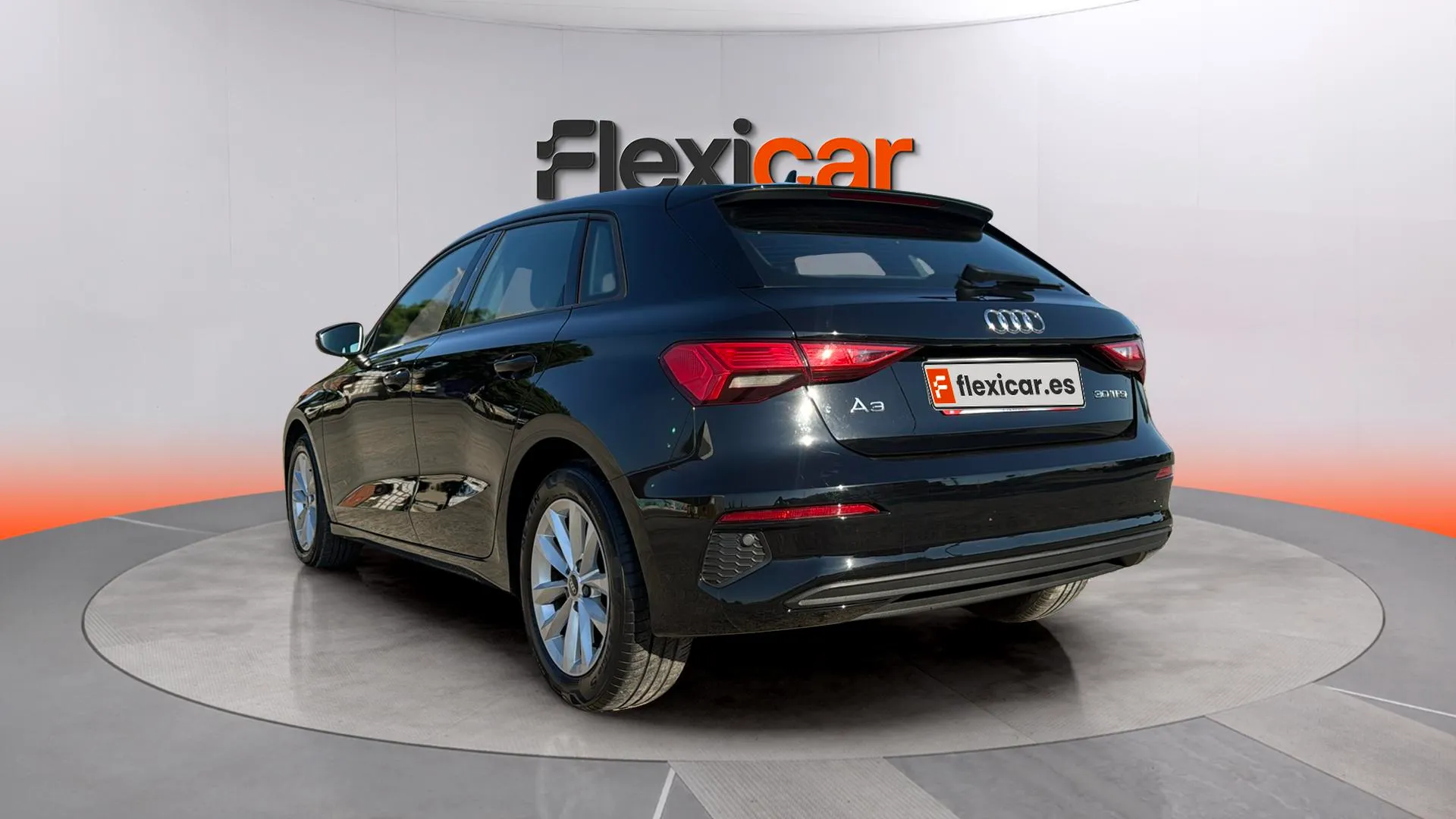 Audi A3 Sportback Black line 30 TFSI S tron - foto 5