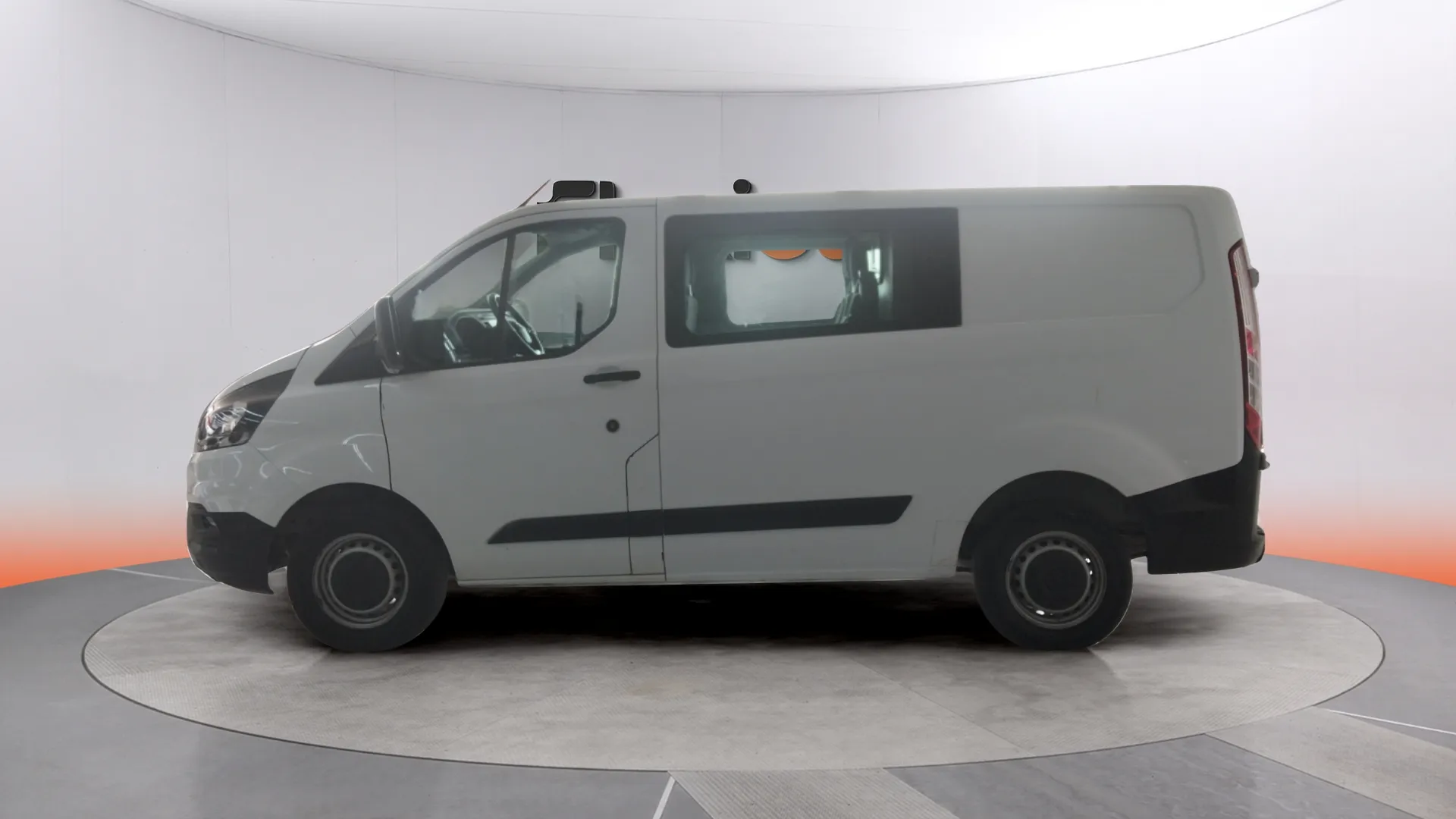 Ford Transit Custom 2.0 TDCi - foto 5