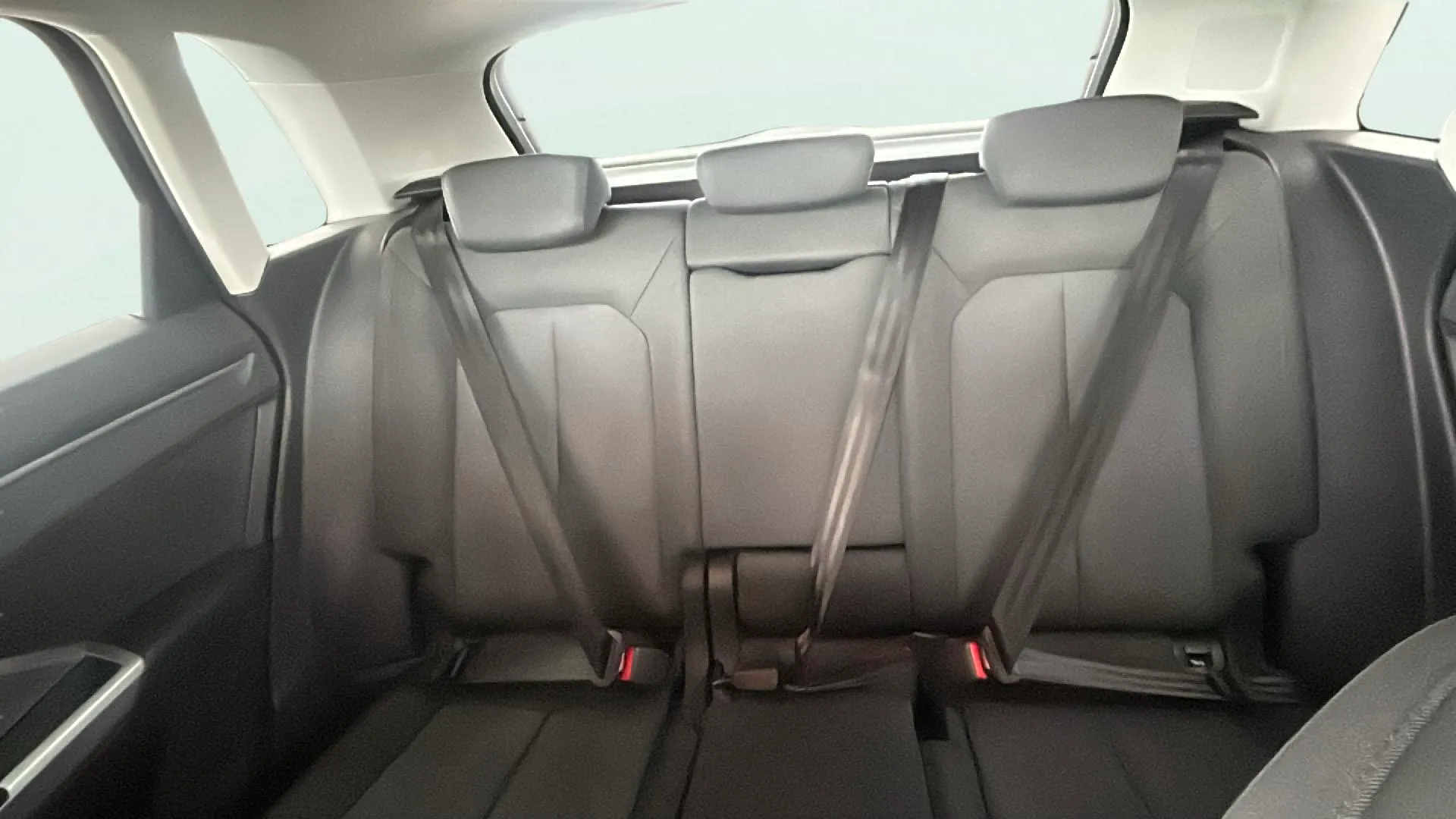Audi Q3 35 TDI S tronic - foto 11