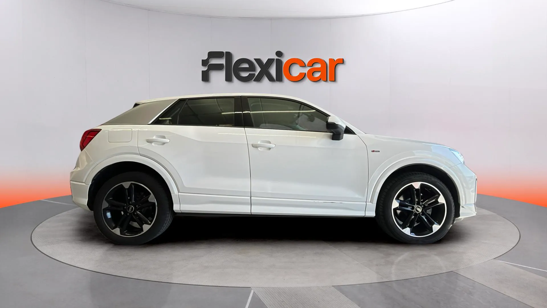 Audi Q2 S line 35 TDI S tronic - foto 4