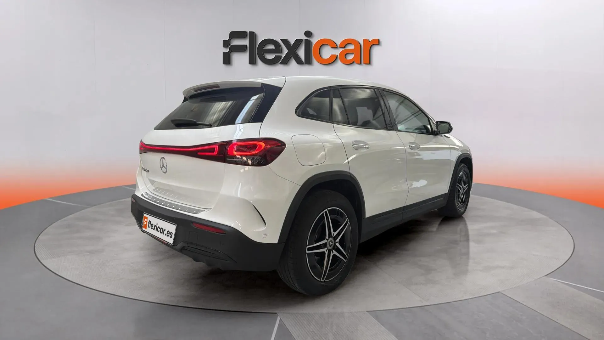 Mercedes-Benz EQA 250 - foto 5