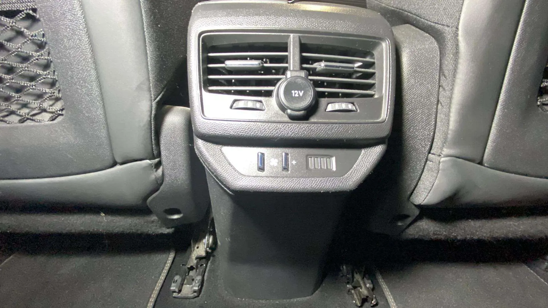 Peugeot 5008 GT Line 1.5L BlueHDi - foto 28
