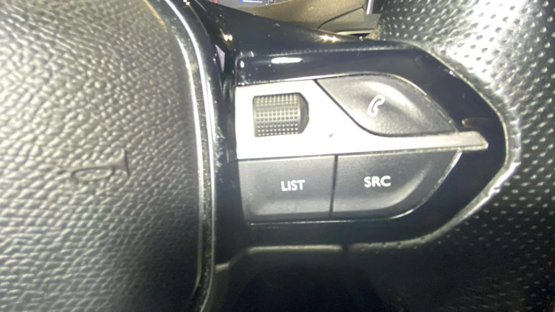 Peugeot 5008 GT Line 1.5L BlueHDi - foto 24