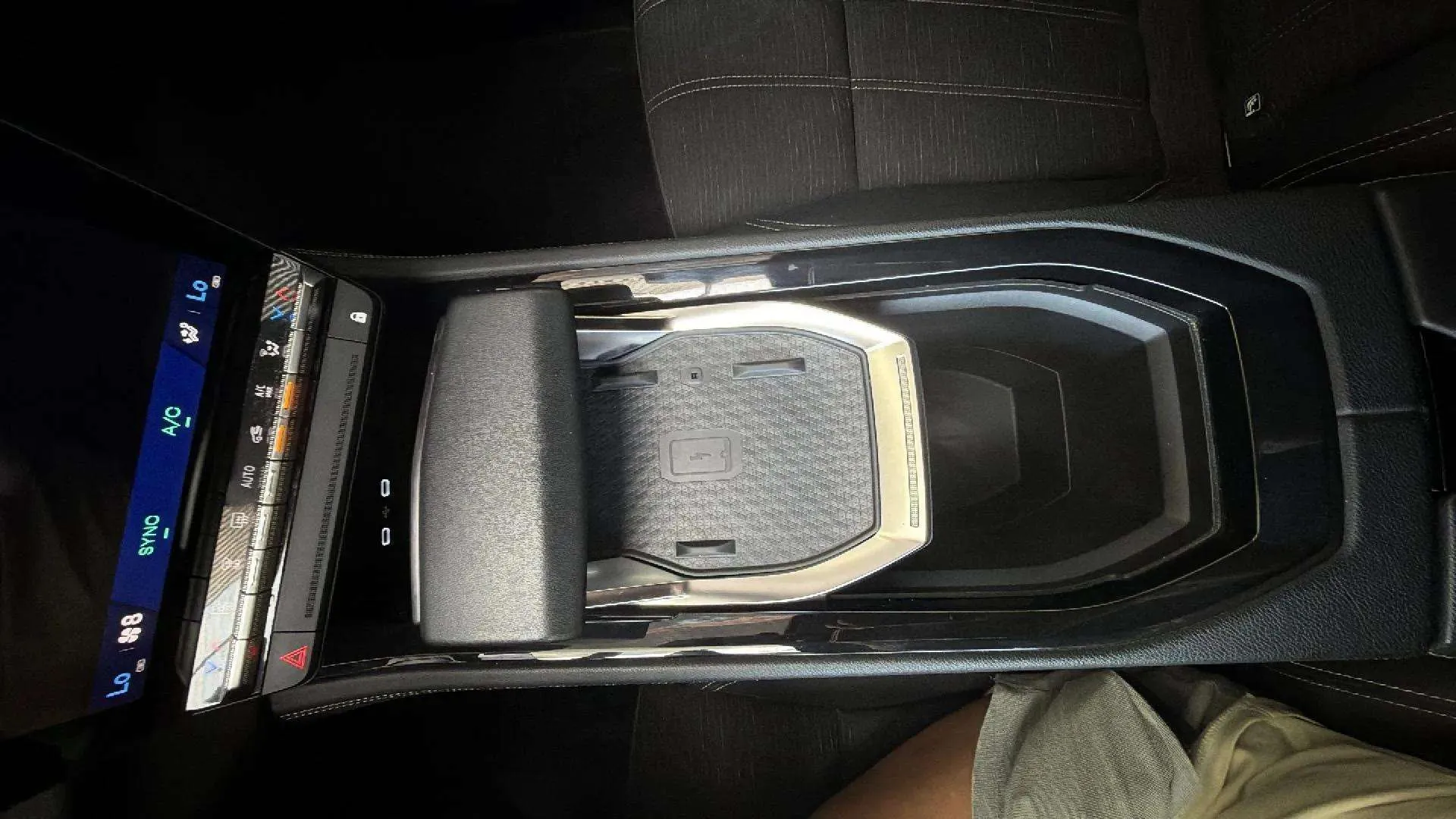Renault Austral Techno Mild Hybrid - foto 21
