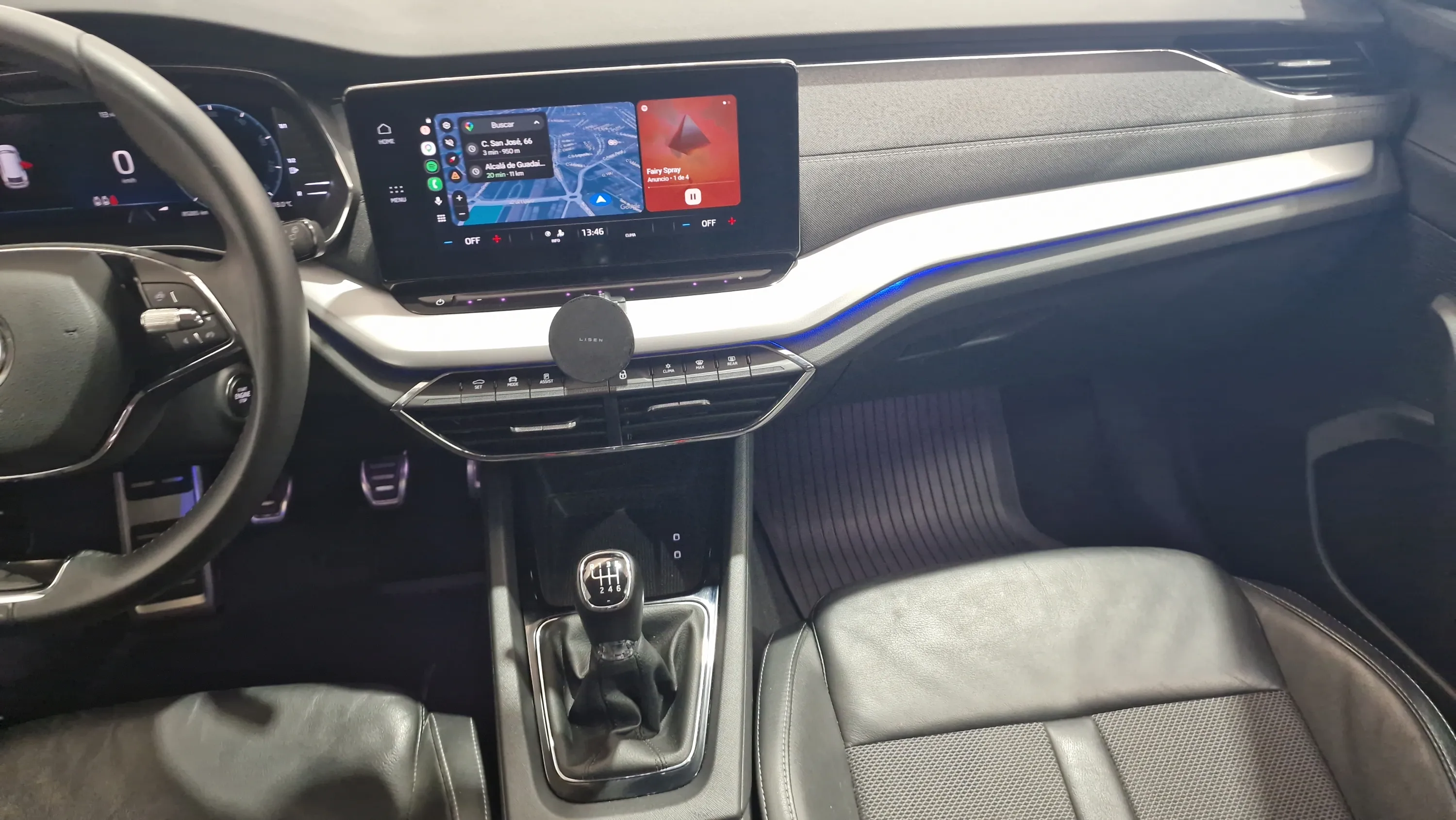 Škoda Octavia Combi 1.5 TSI Style - foto 8