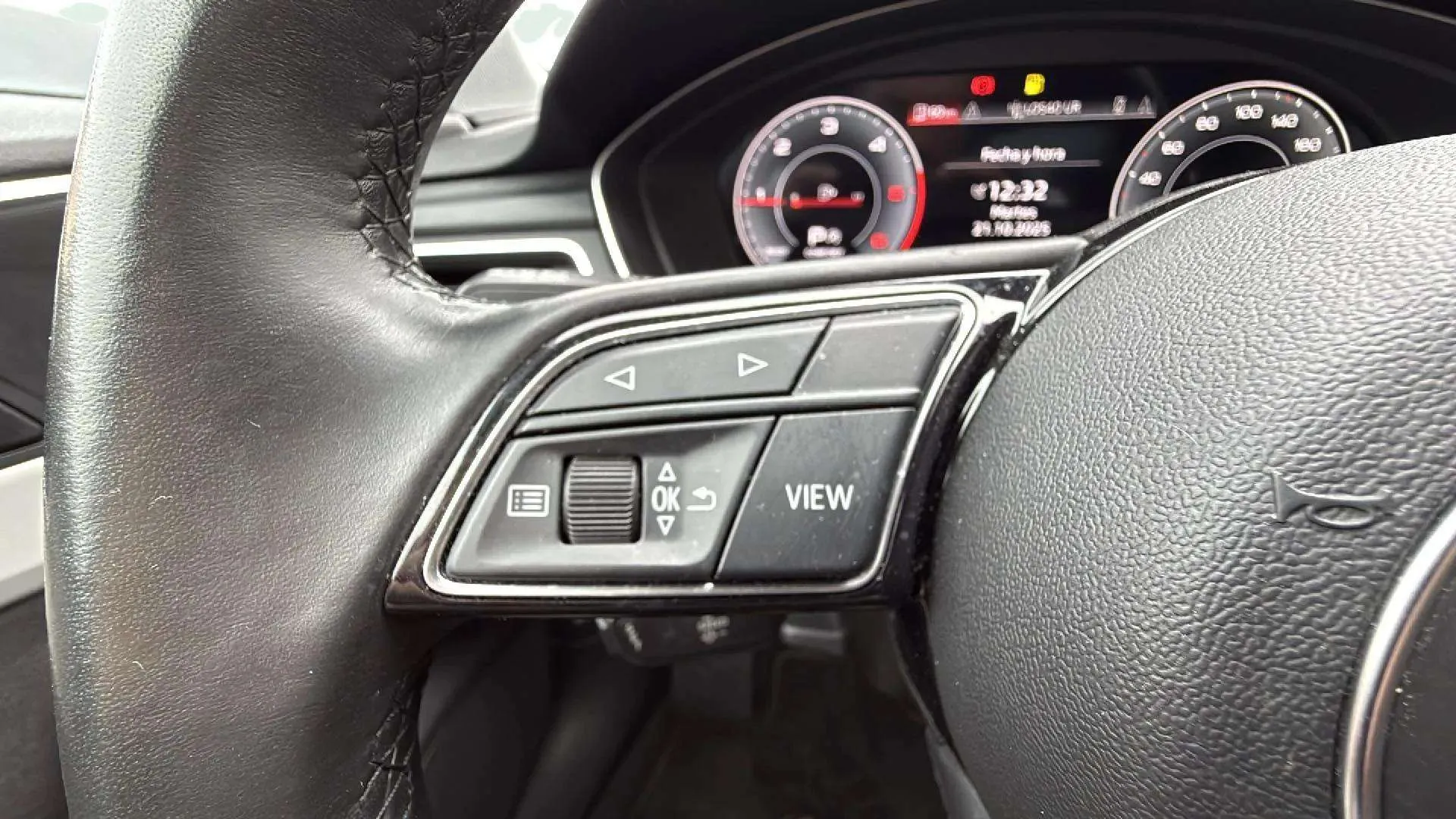 Audi A4 Advanced 30 TDI S tronic - foto 12