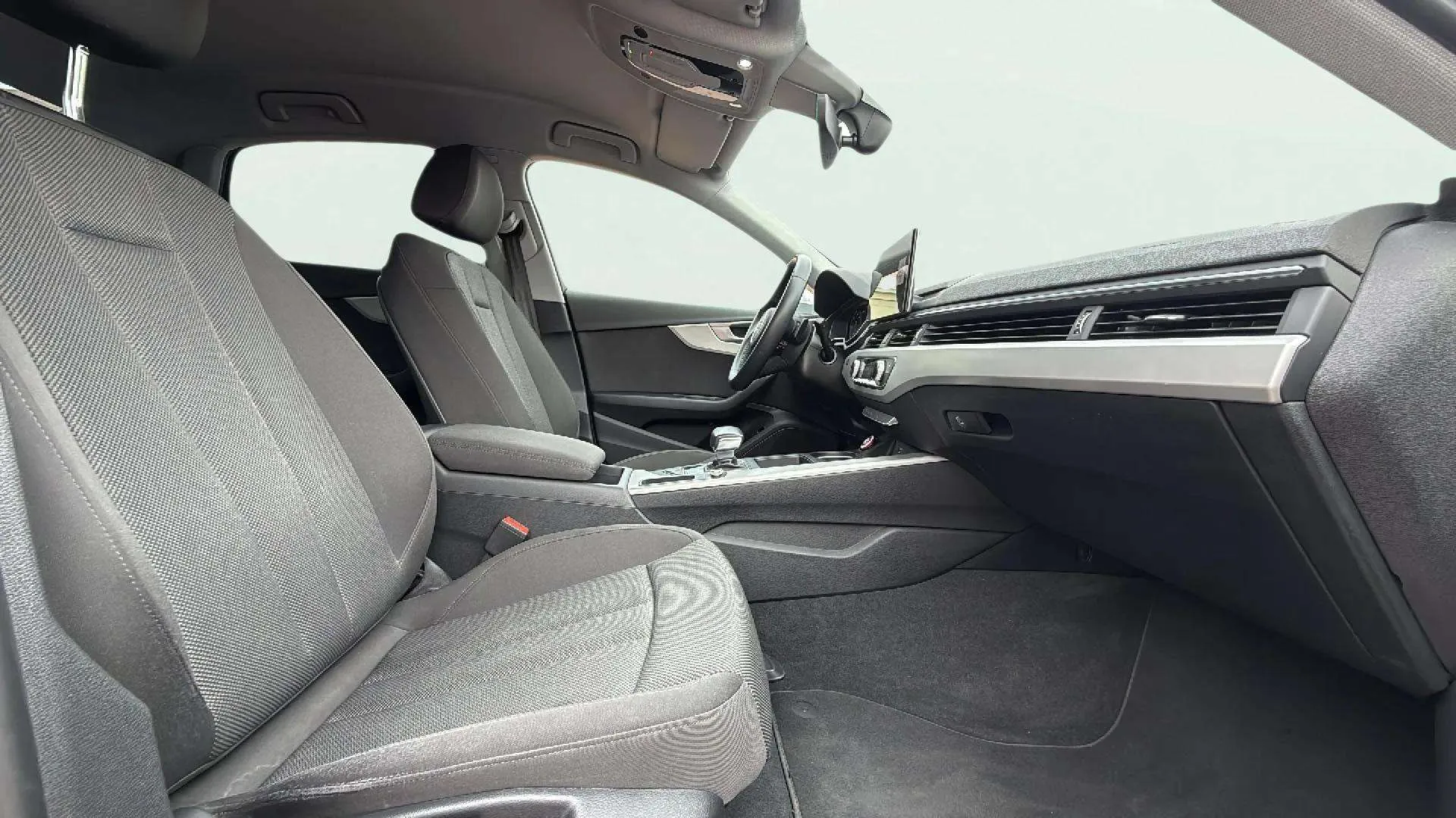 Audi A4 Advanced 30 TDI S tronic - foto 16